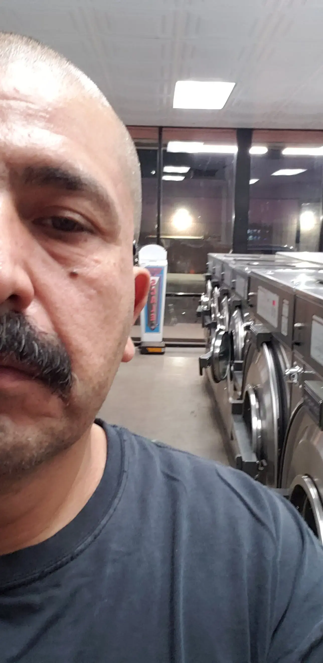 LaundryDay Laundromat/Wash and Fold thumbnail 16