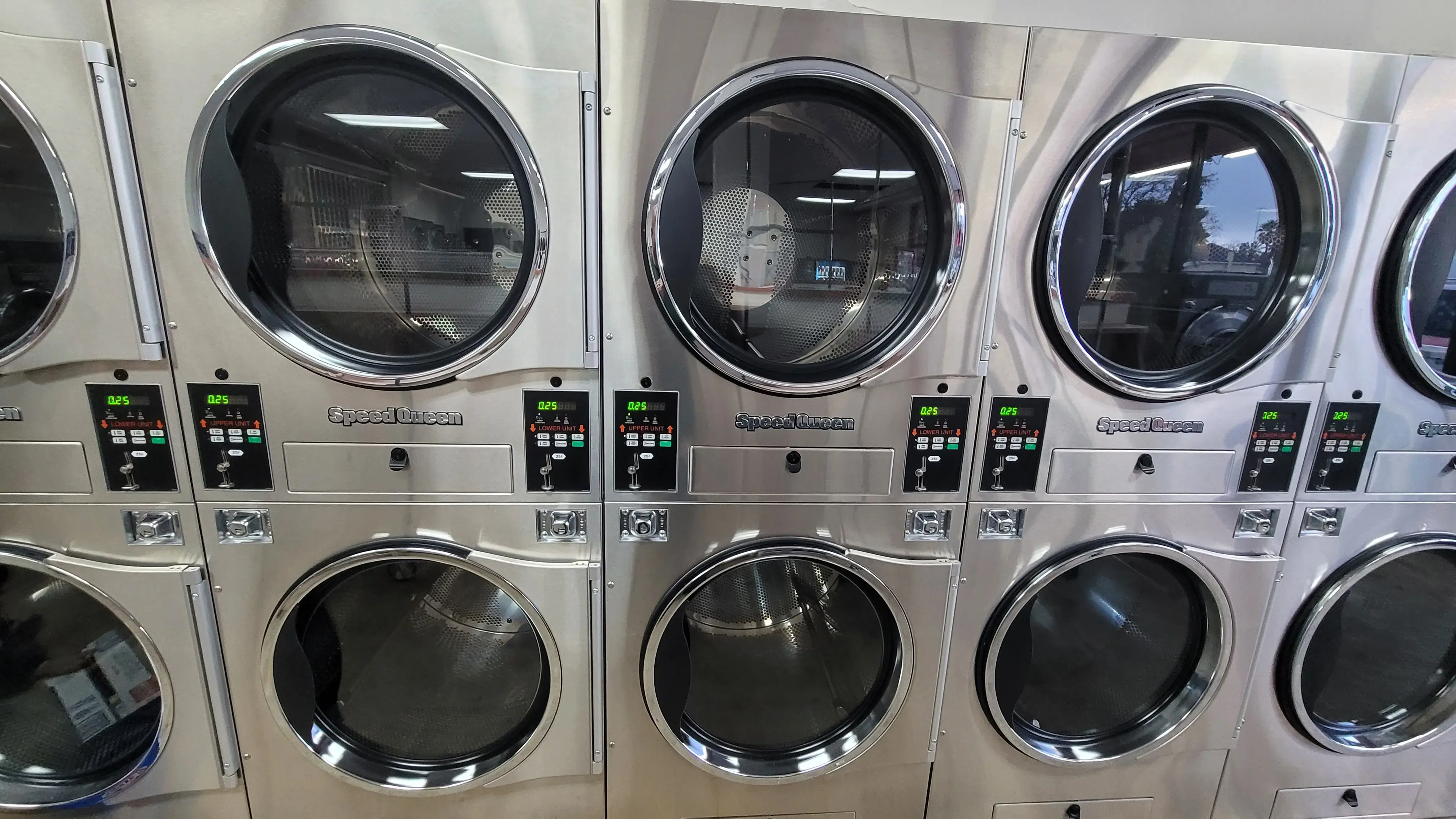 LaundryDay Laundromat/Wash and Fold - Image 19