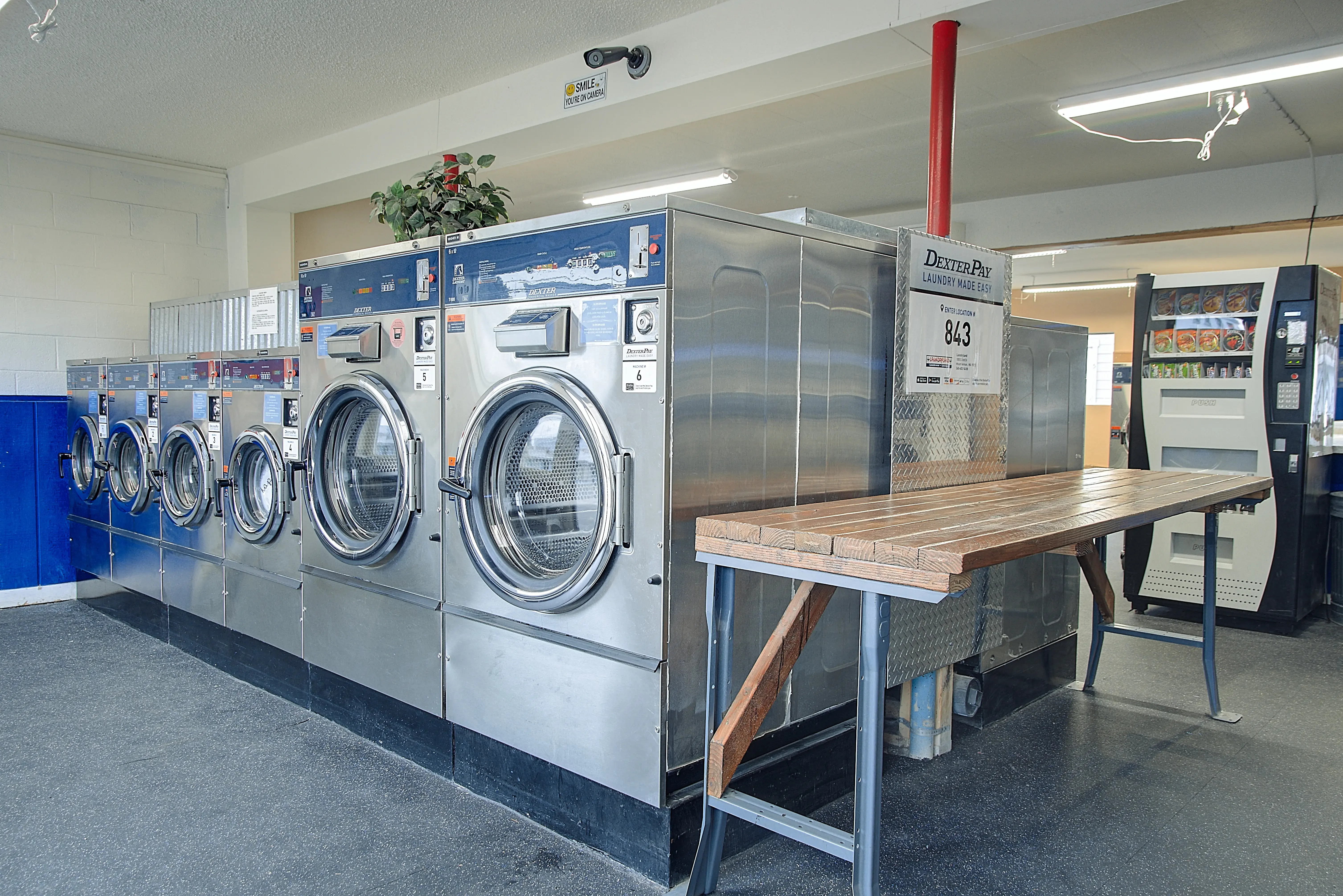 LaundryLand - Image 1