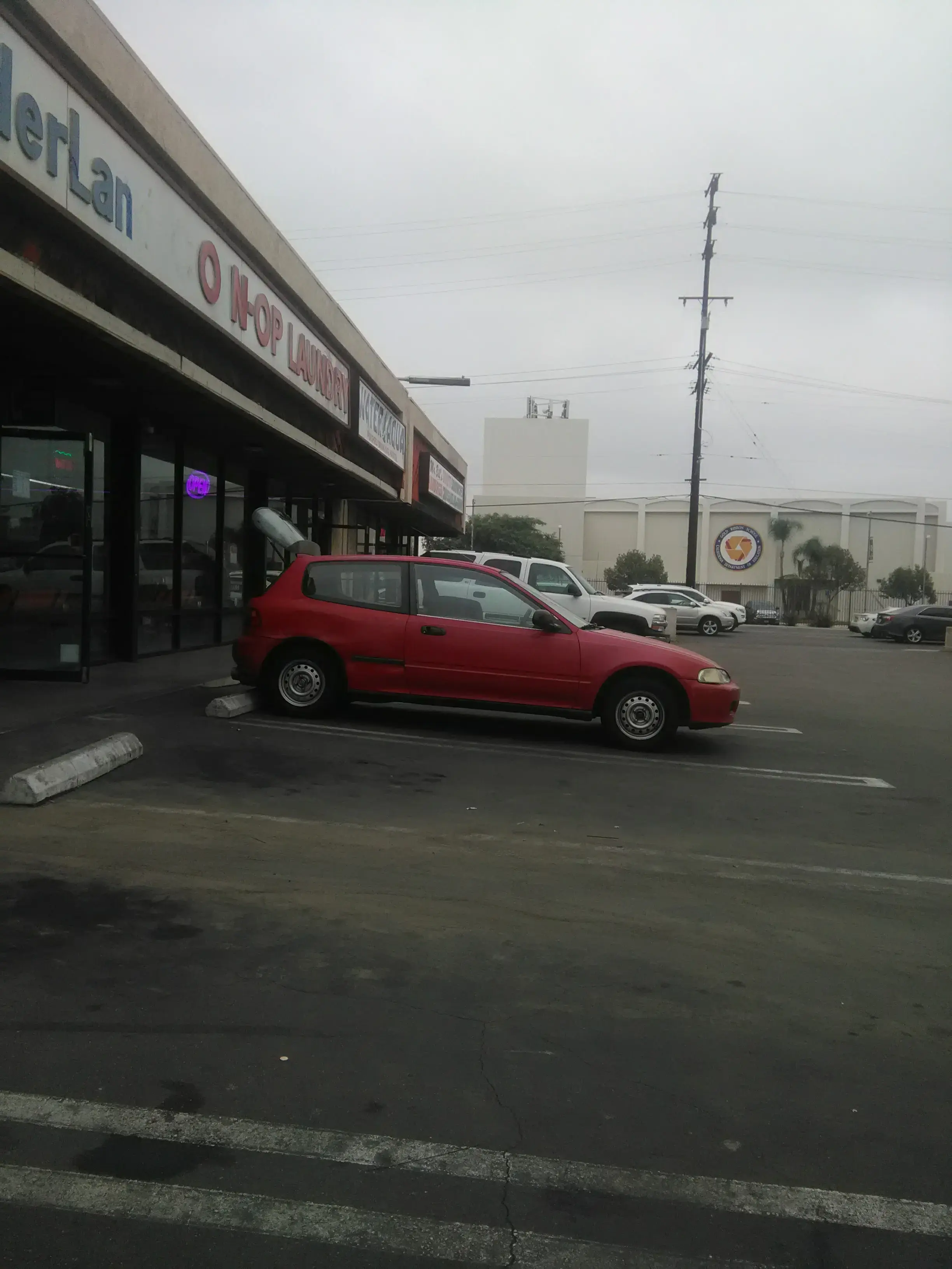 Laundryland - Image 2