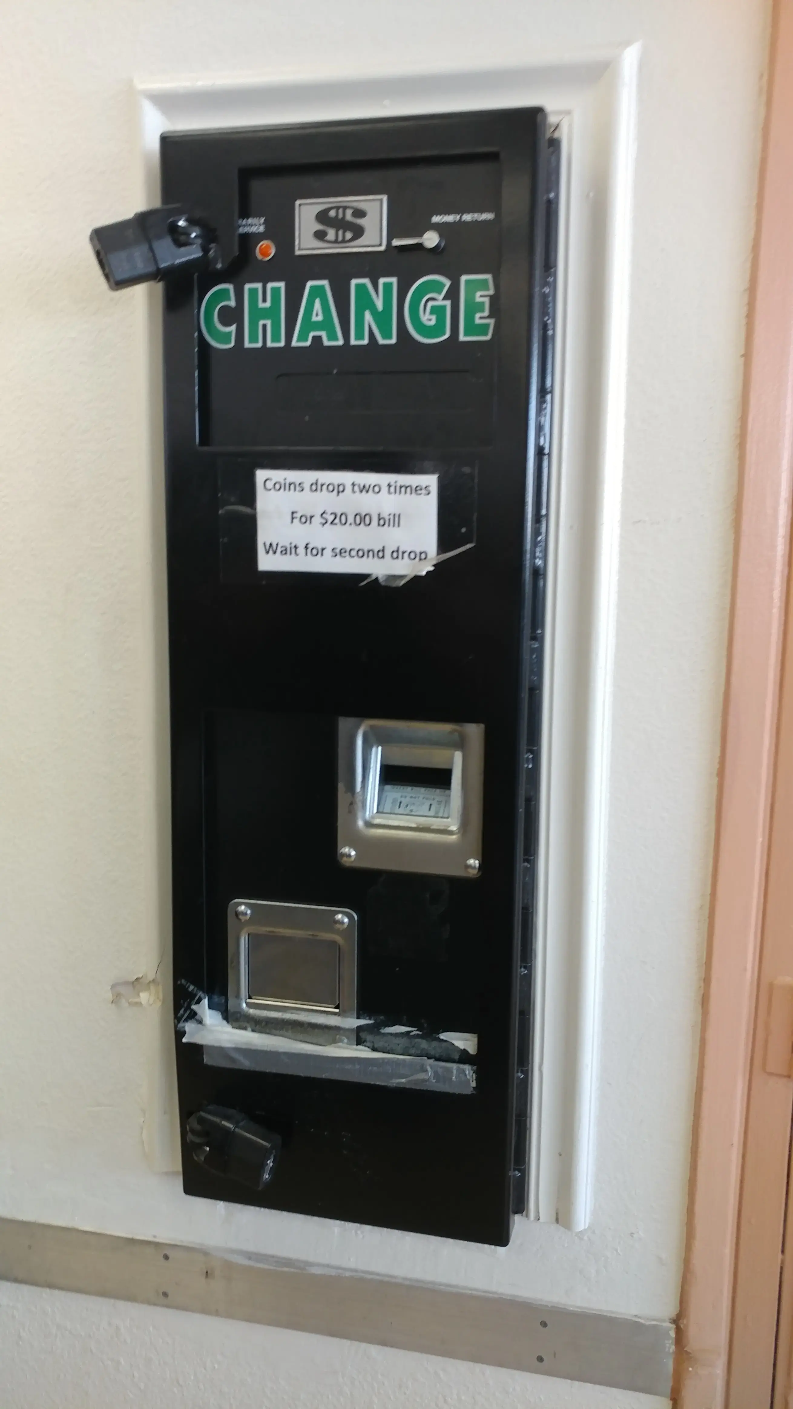 Laundryscape on 38th St thumbnail 6