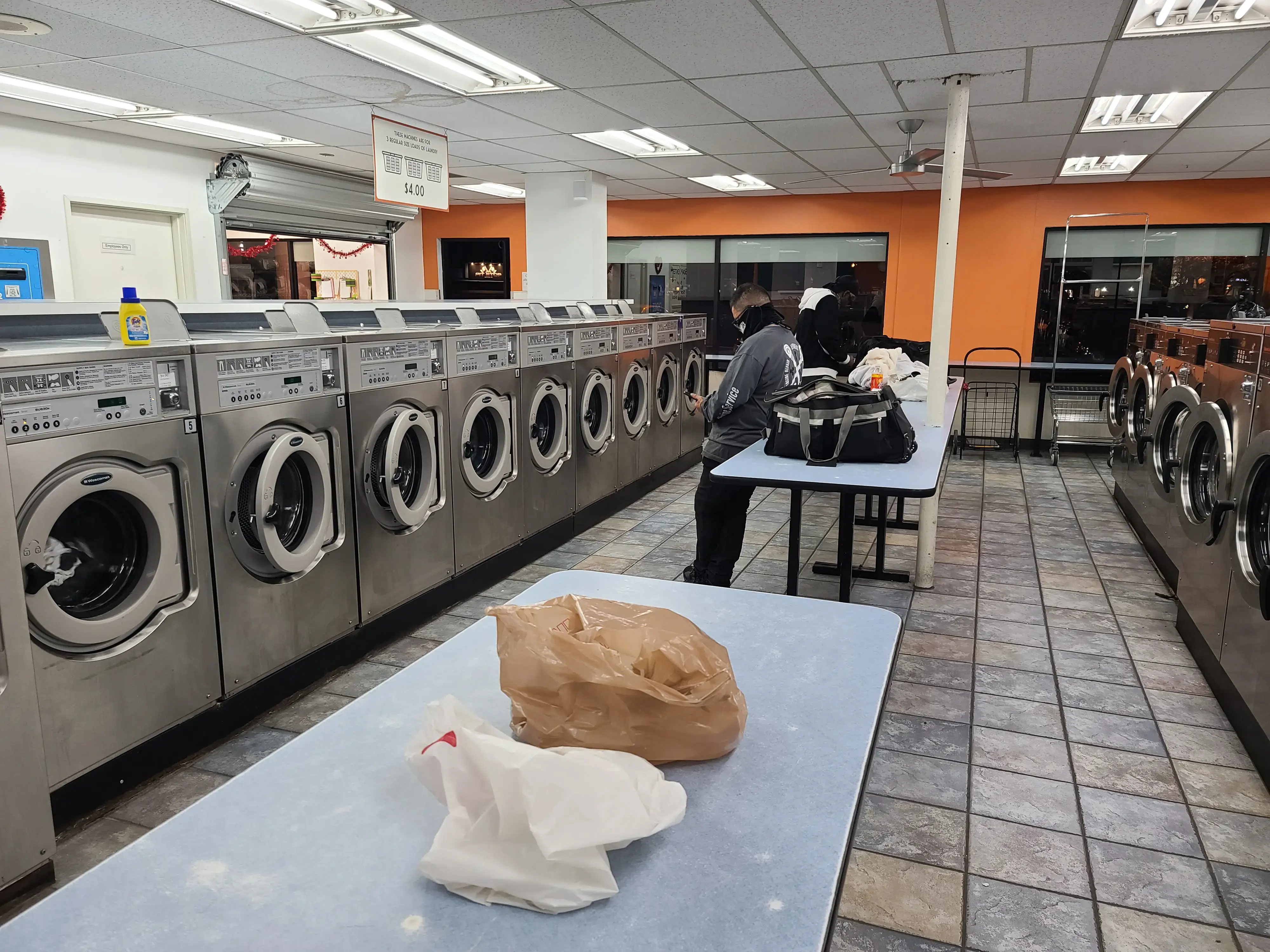 Laundryscape on Midway - Image 20