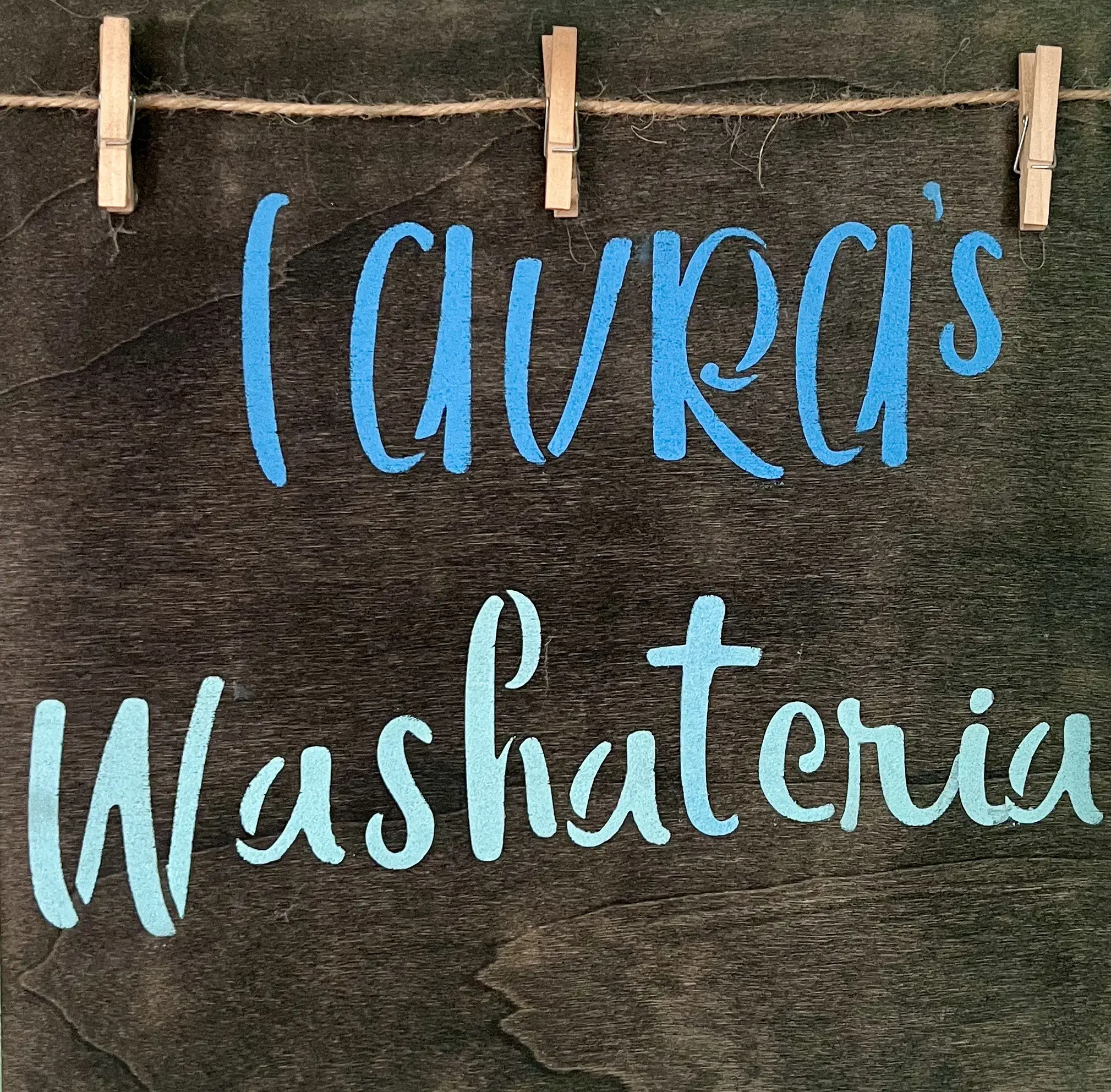Laura's Wash, Dry, & Fold Service location