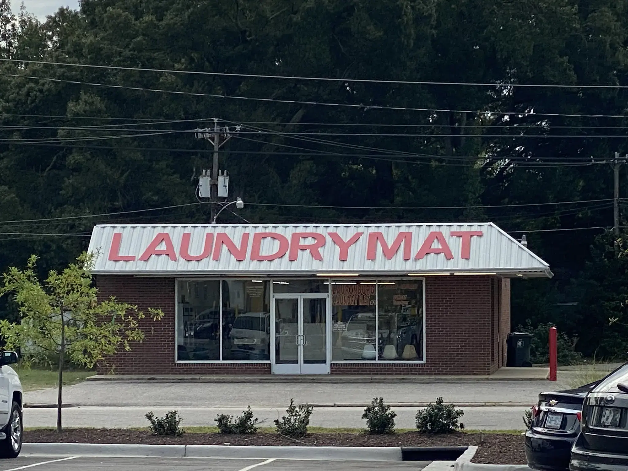 Laurinburg Laundromat thumbnail 2