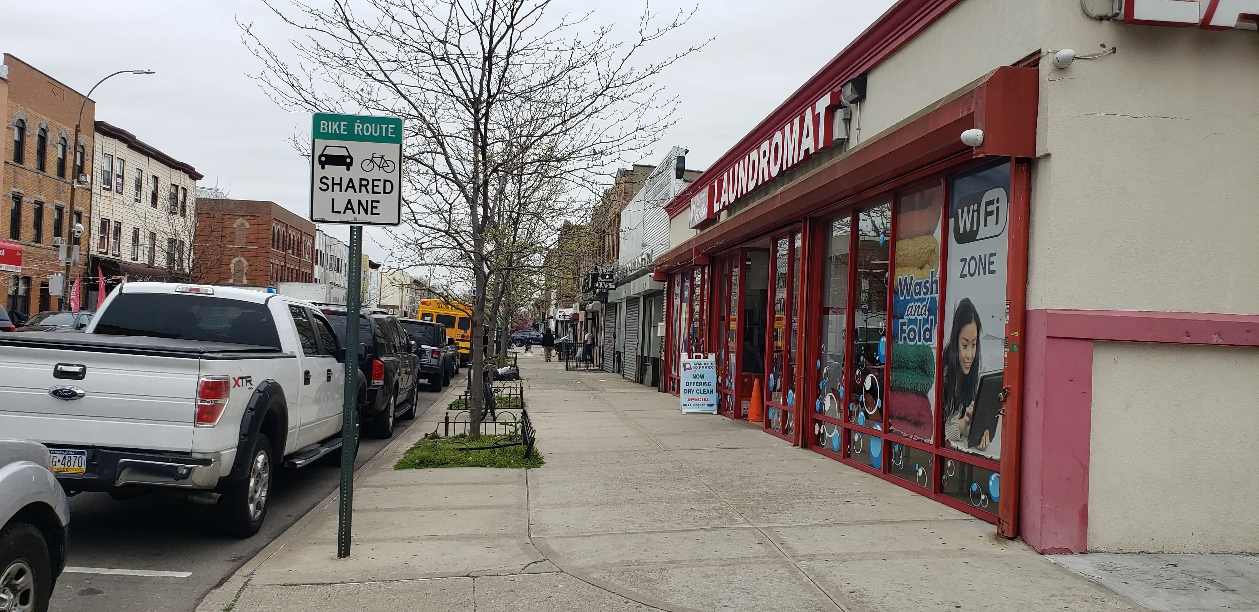 Lav Express Laundry thumbnail 5