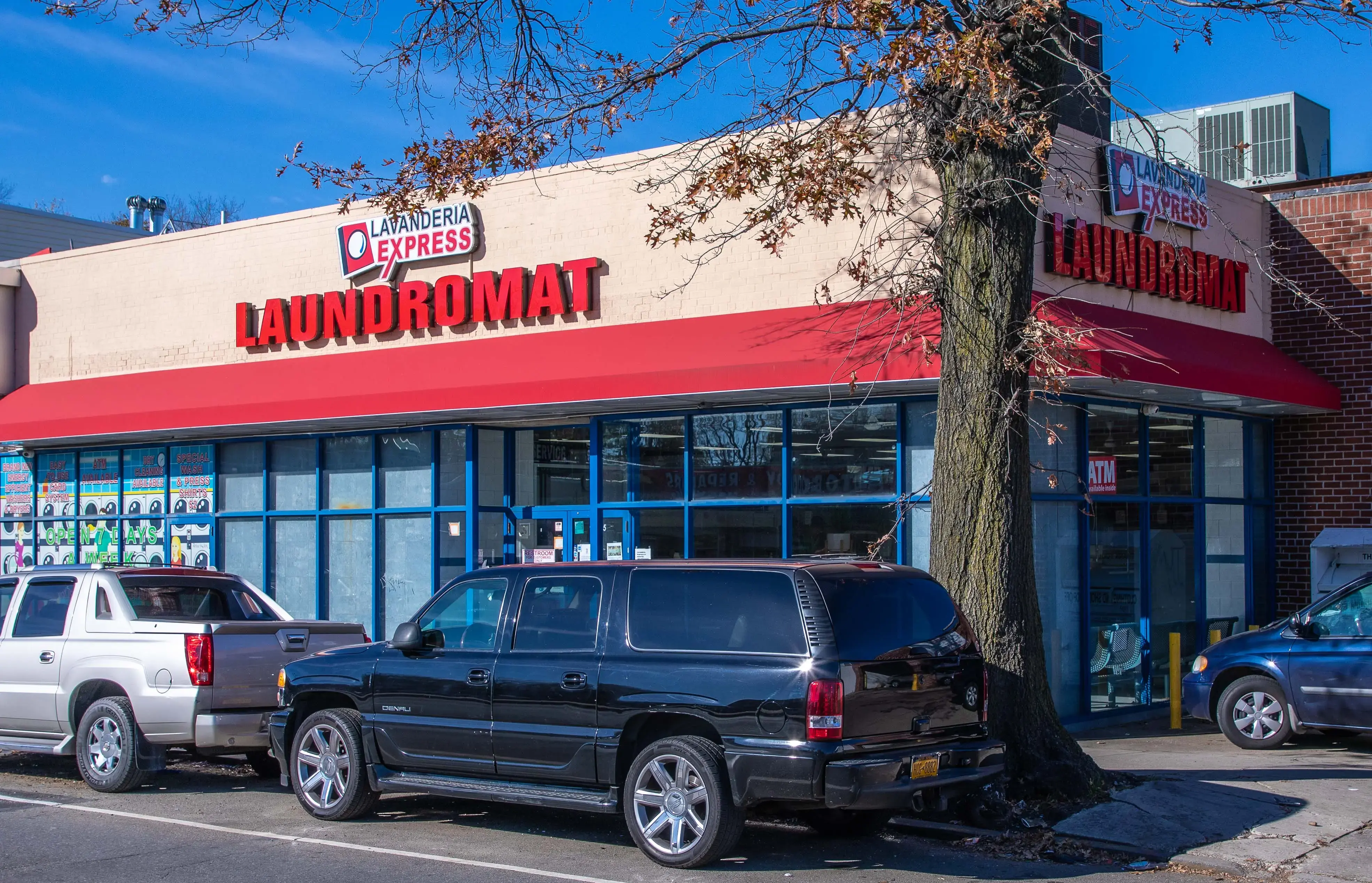 Lav Express Laundry thumbnail 3