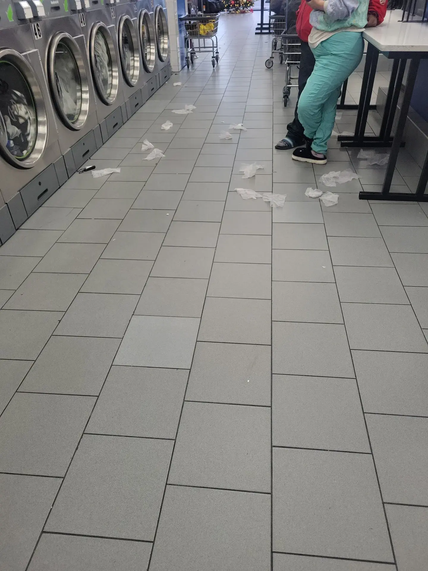 Lav Express Laundry - Image 10