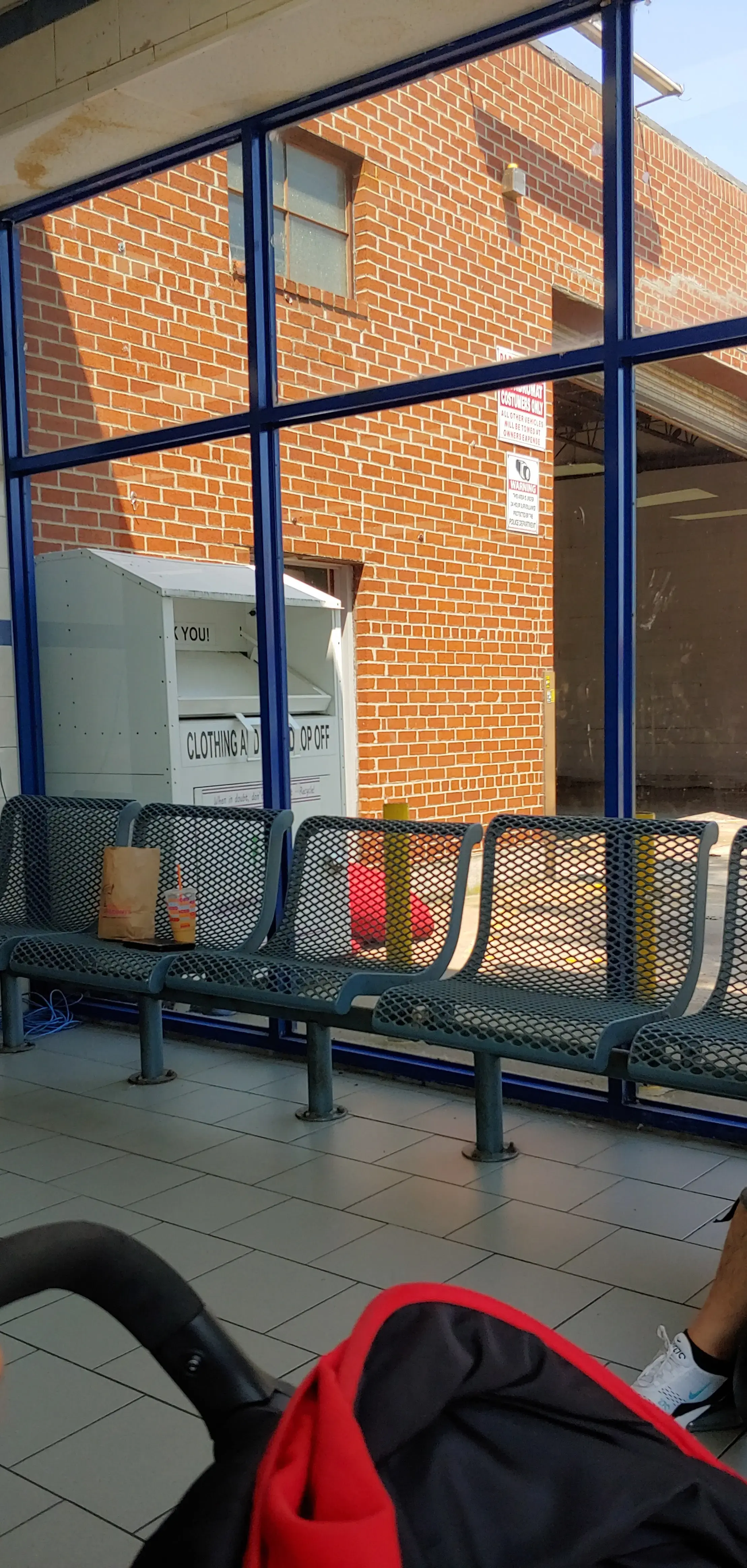 Lav Express Laundry - Image 5