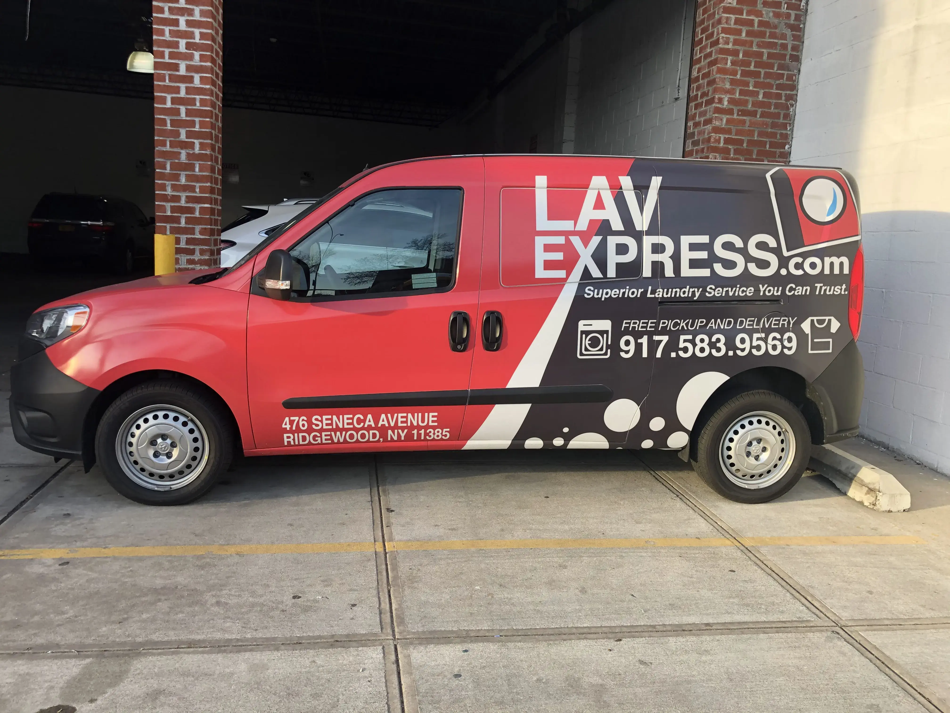 Lav Express Laundry thumbnail 14