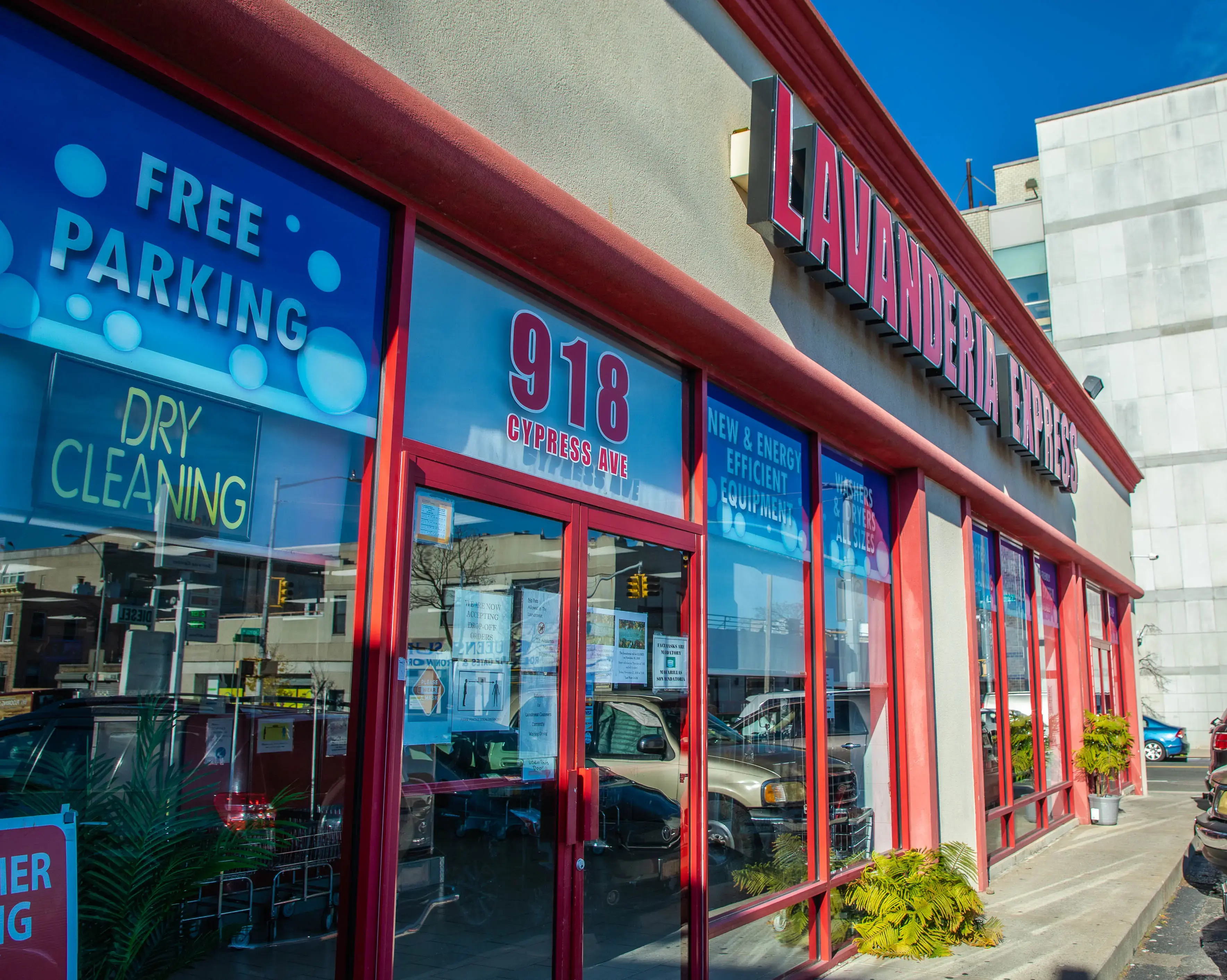 Lav Express Laundry thumbnail 50