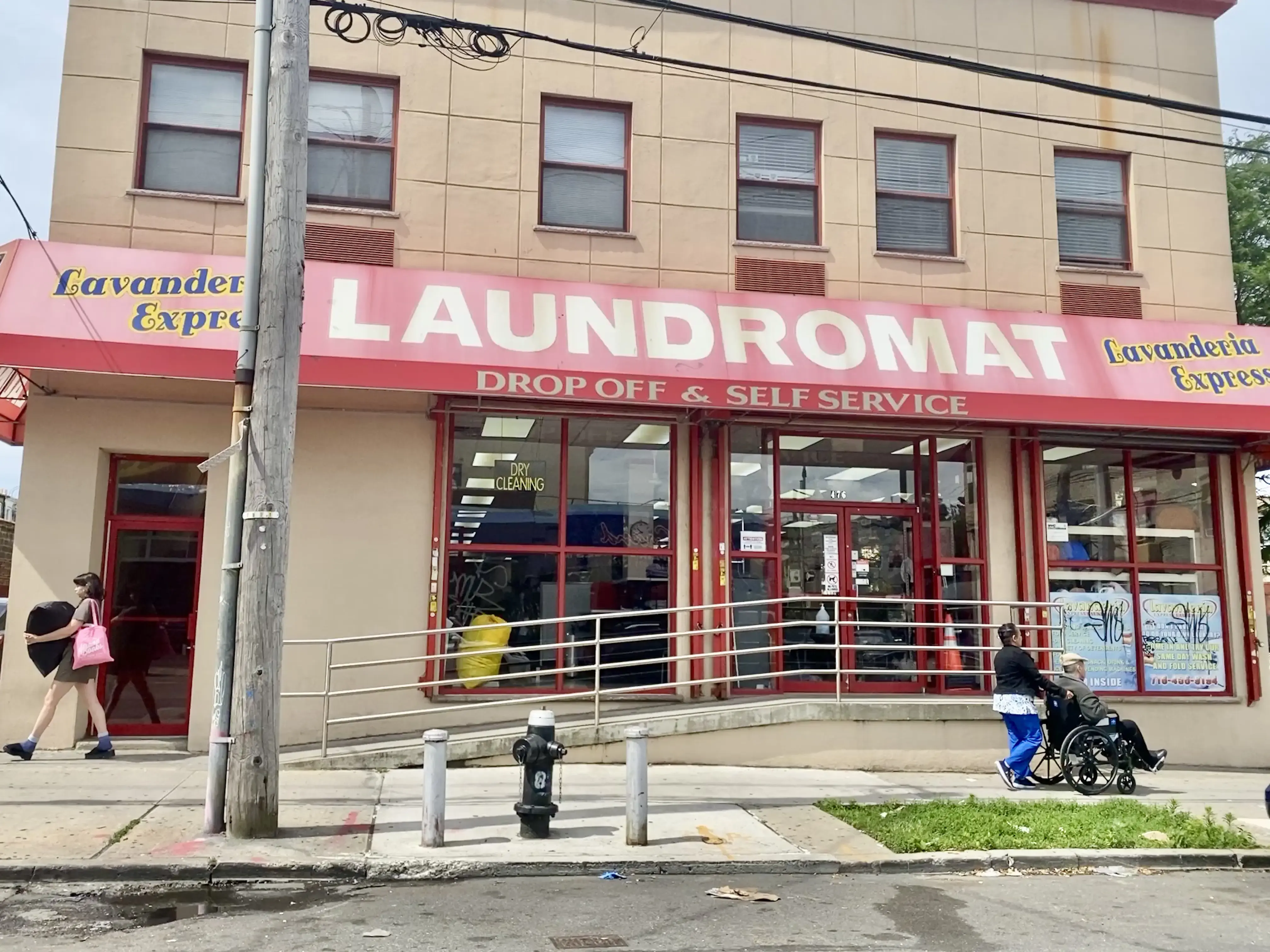 Lav Express Laundry thumbnail 1