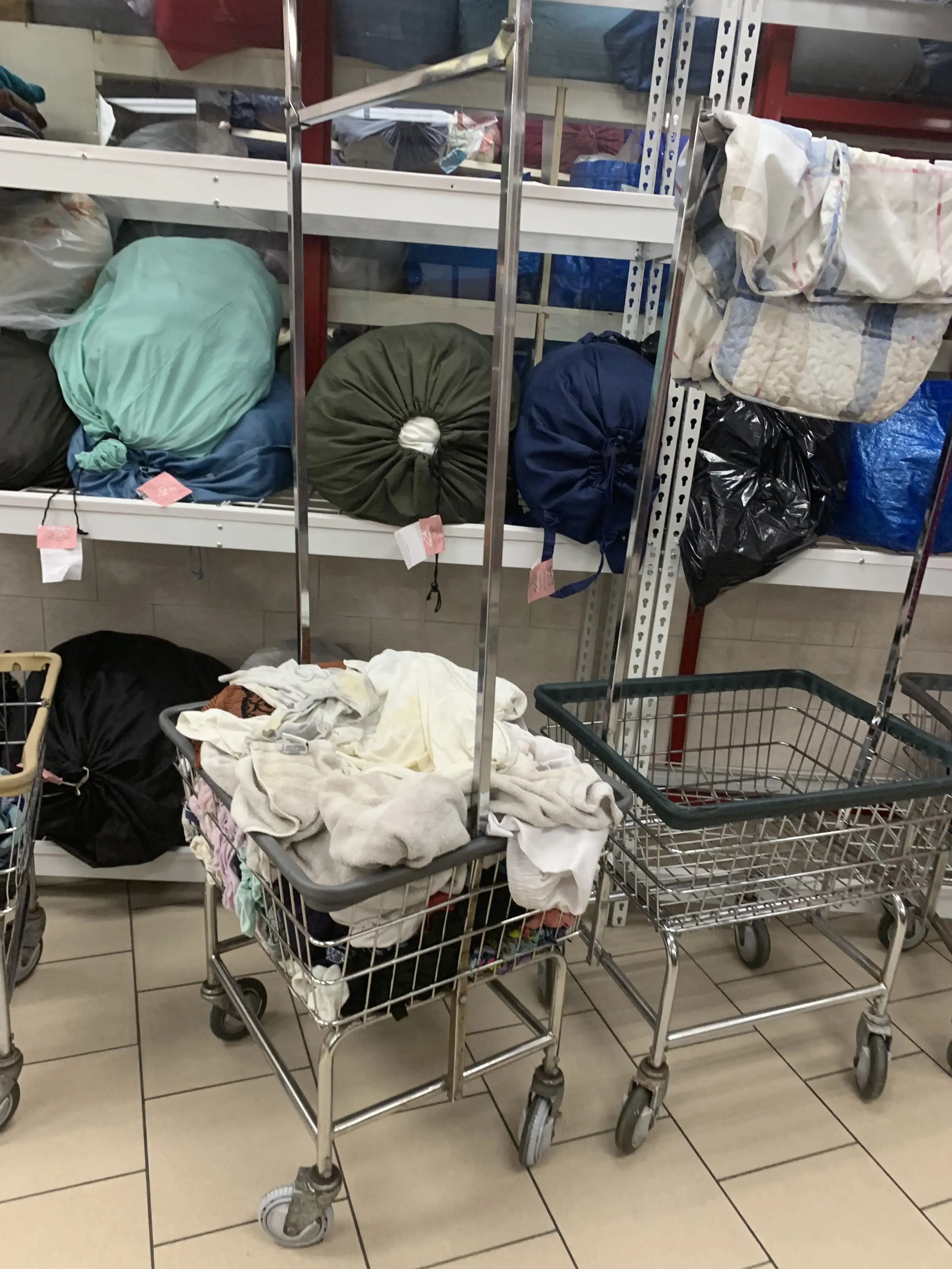 Lav Express Laundry thumbnail 7