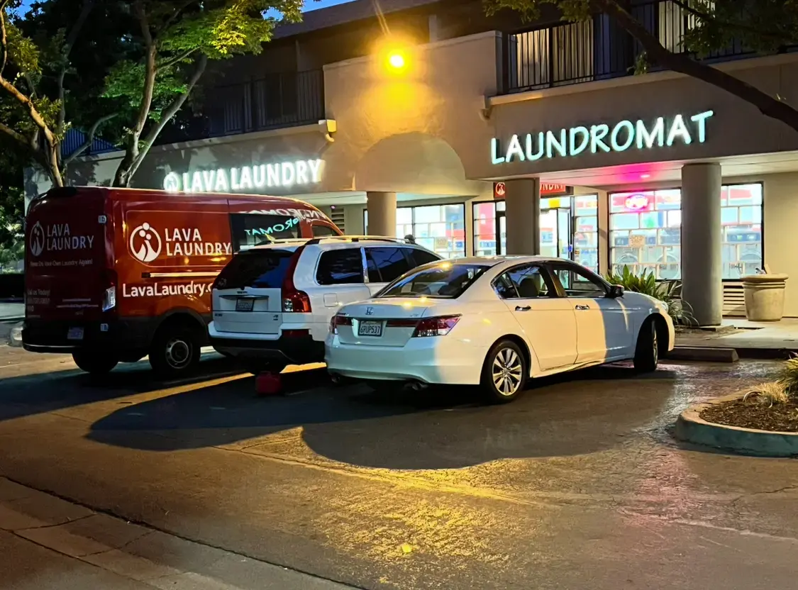 Lava Laundry - Image 3