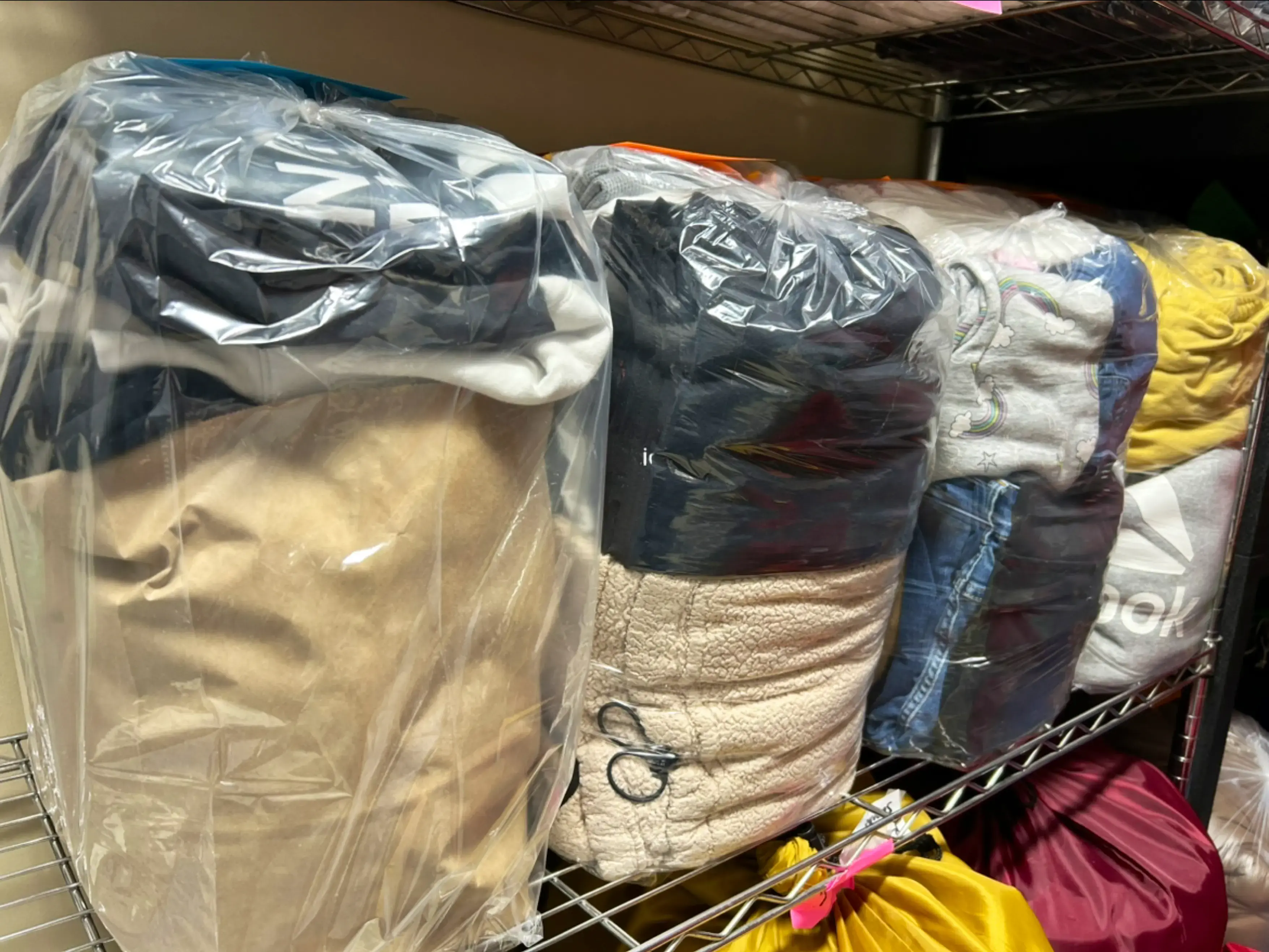 Lava Laundry - Image 13