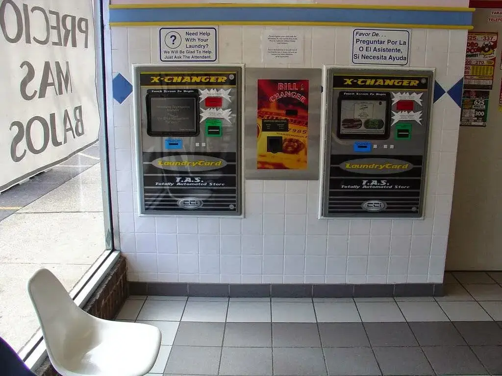 Lava-Matic Laundry - Image 4
