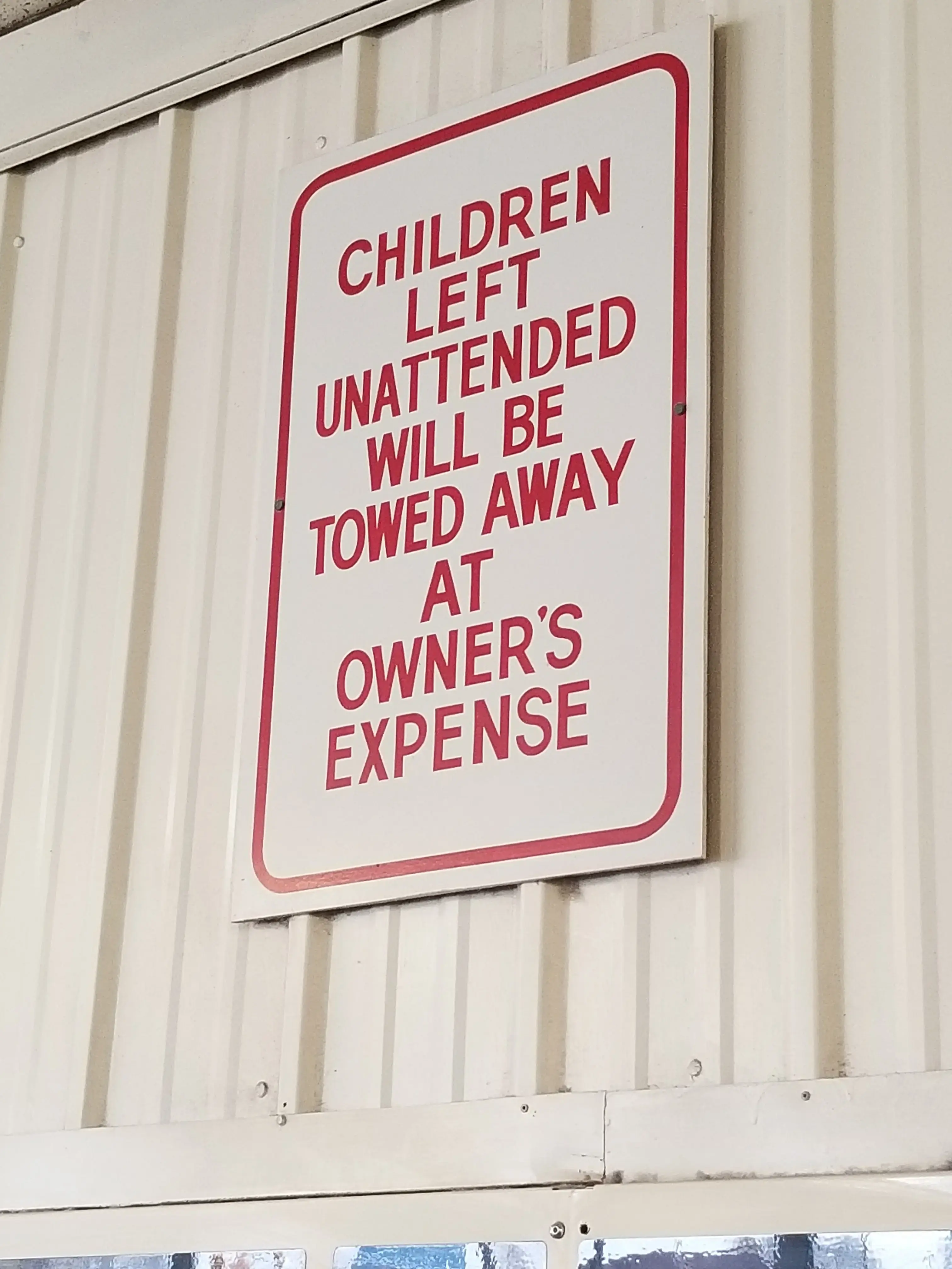 Lava Wash Laundromat(formerly Poly Clean) - Image 18