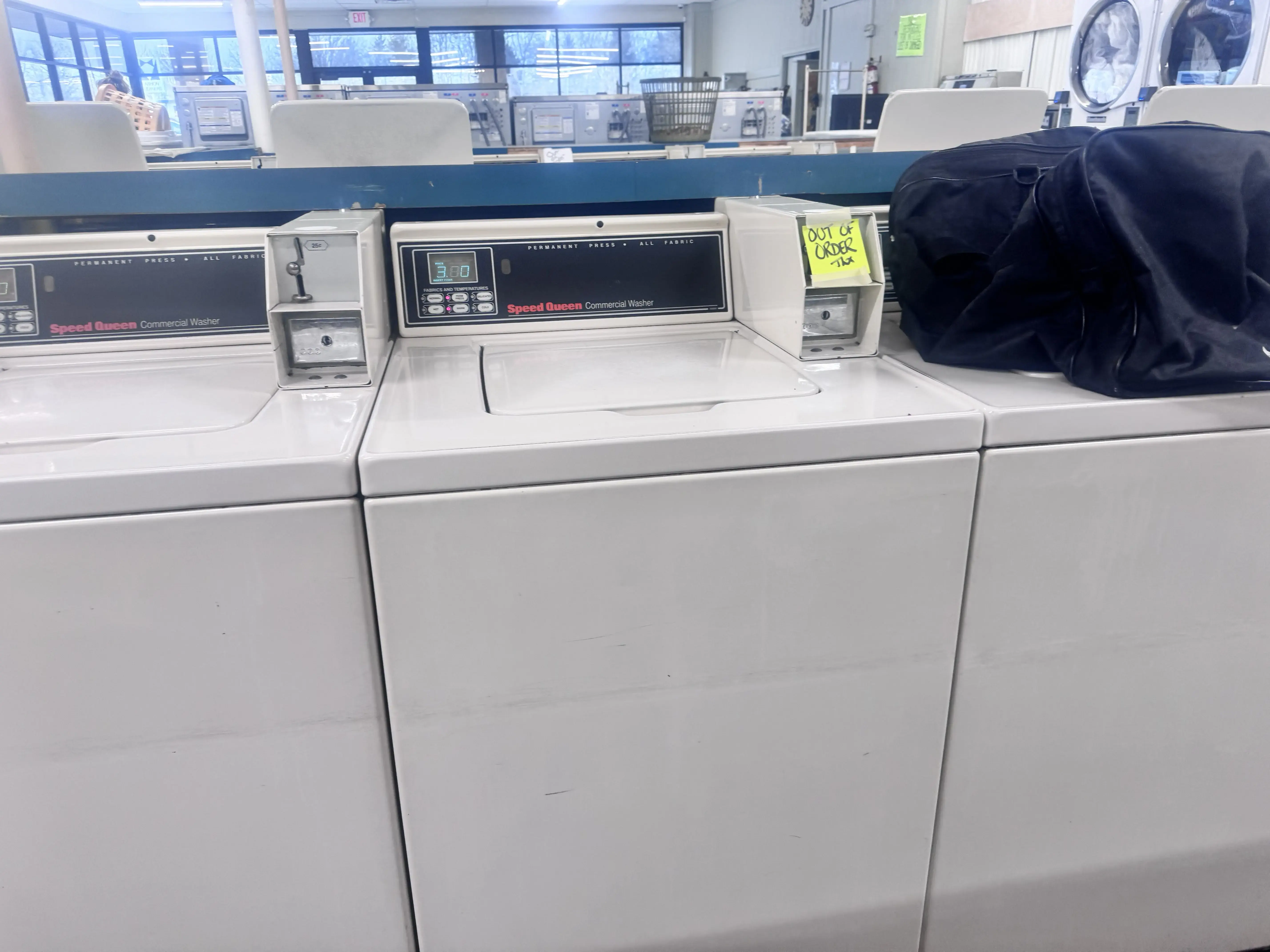Lava Wash Laundromat(formerly Poly Clean) - Image 6