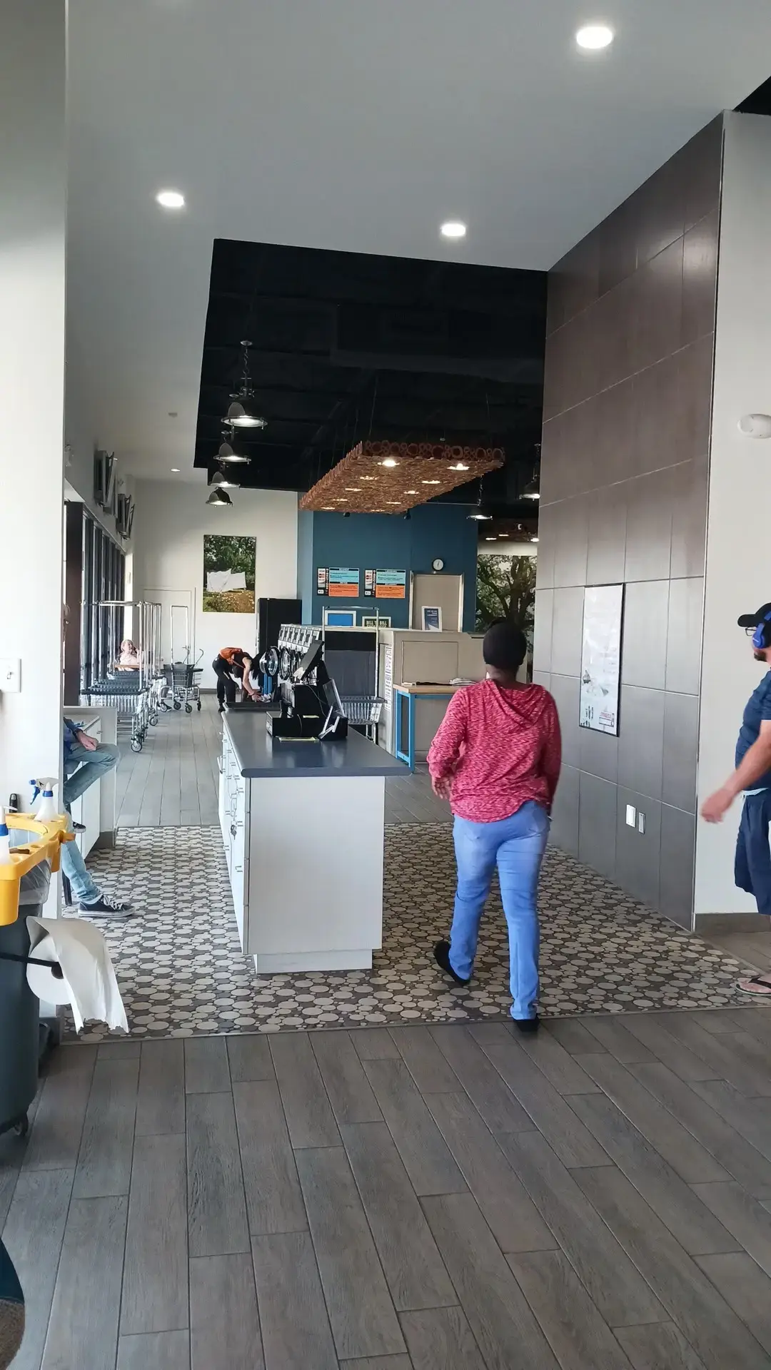 Lavandería Laundromat thumbnail 17