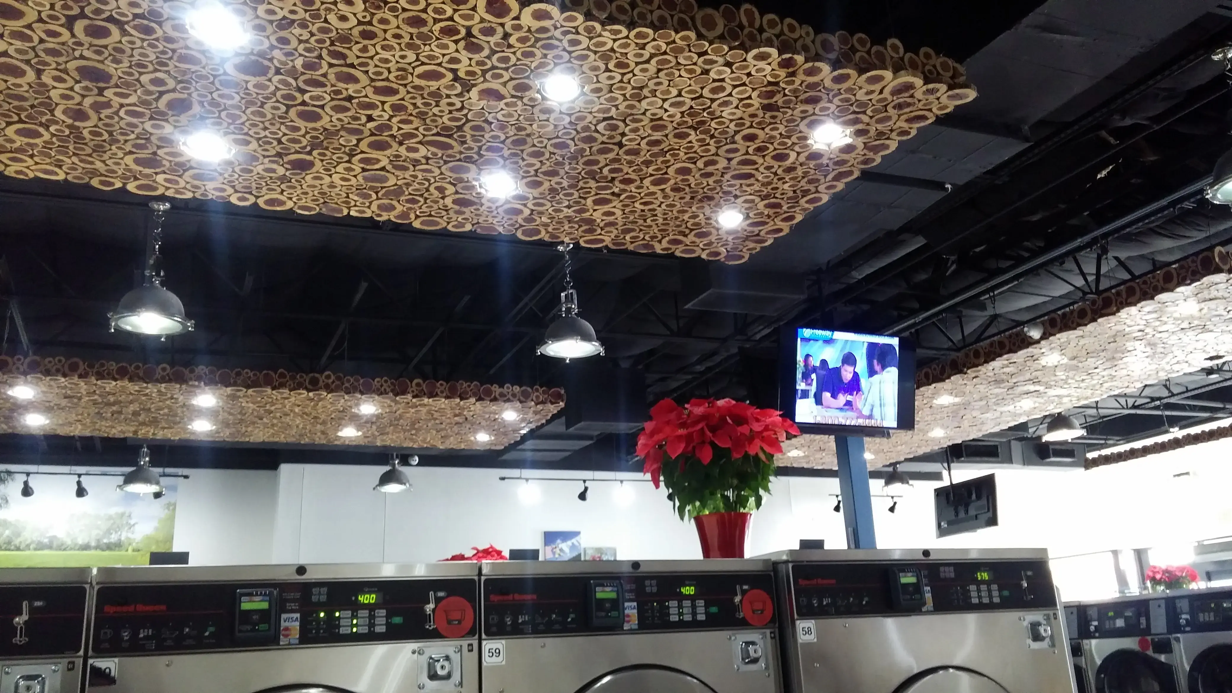 Lavandería Laundromat thumbnail 14