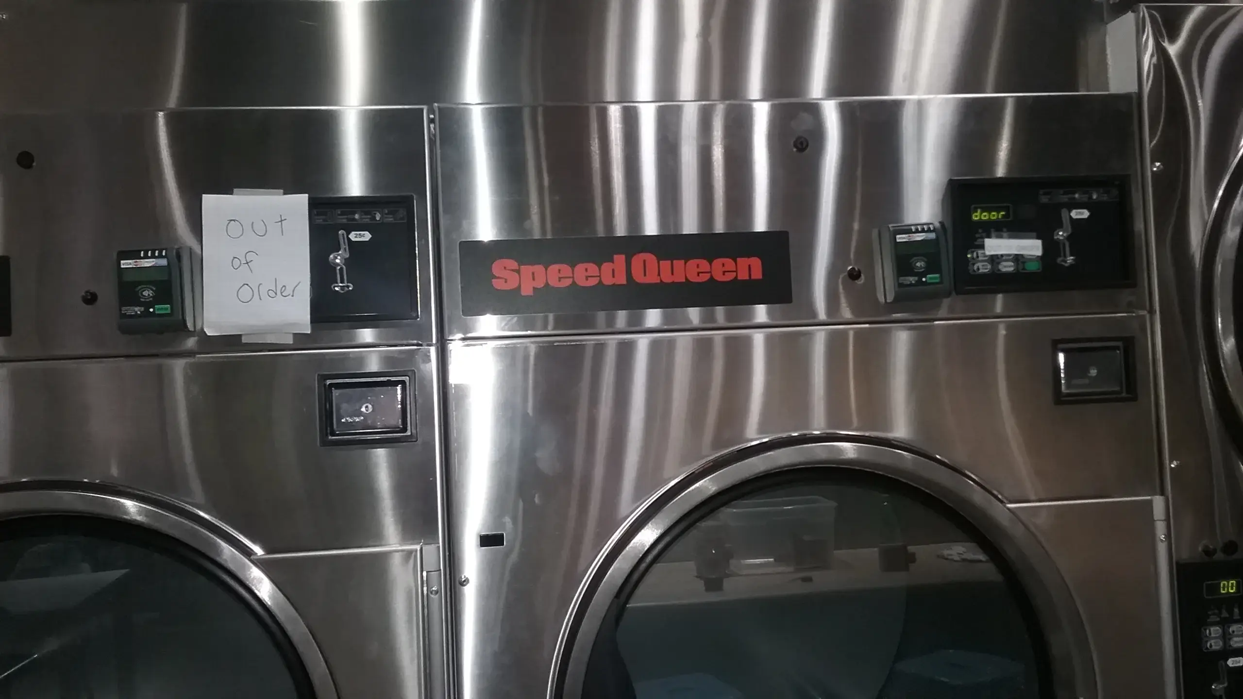 Lavandería Laundromat - Image 18