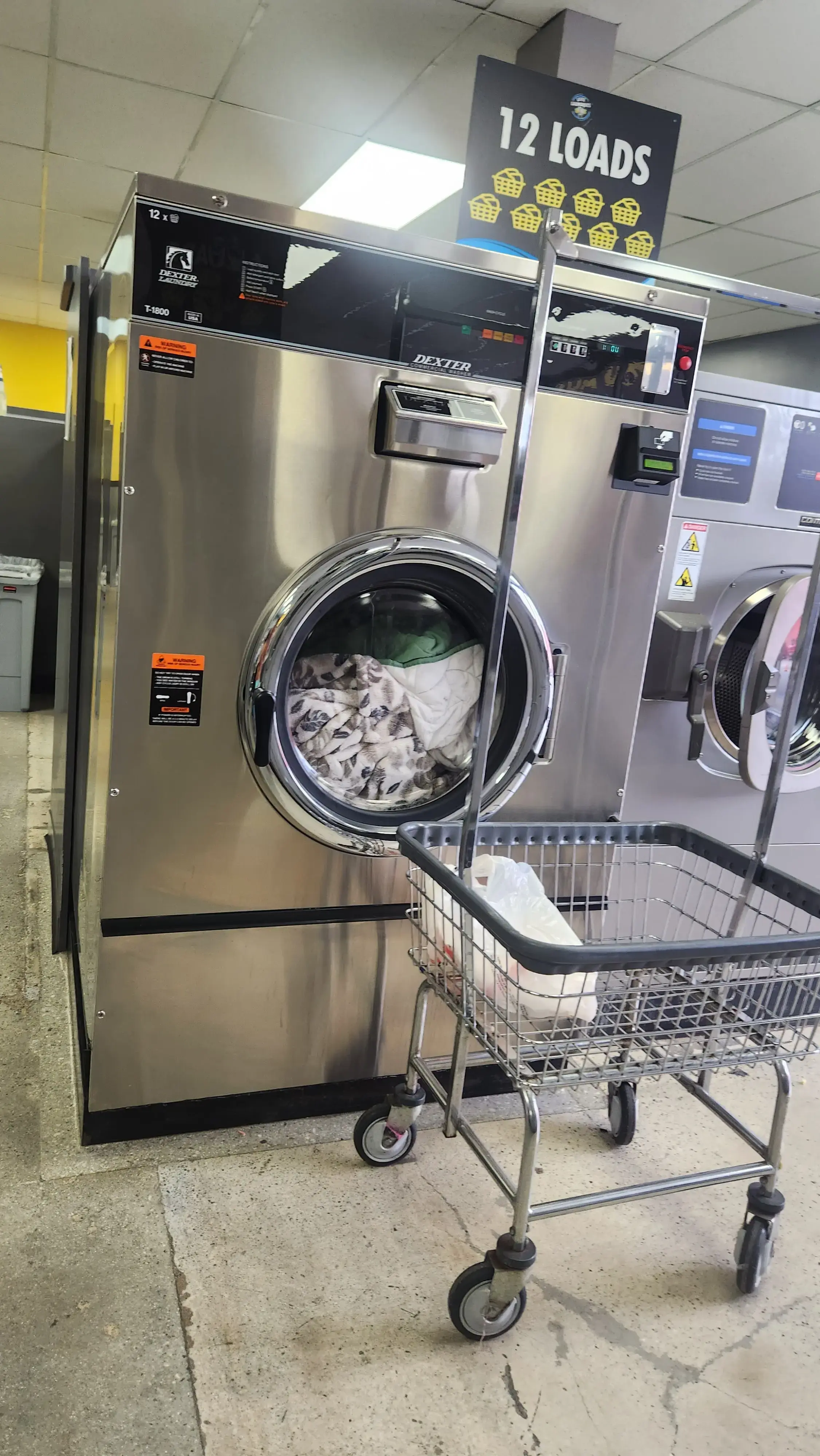 Lavanderia Laundromat - Image 9