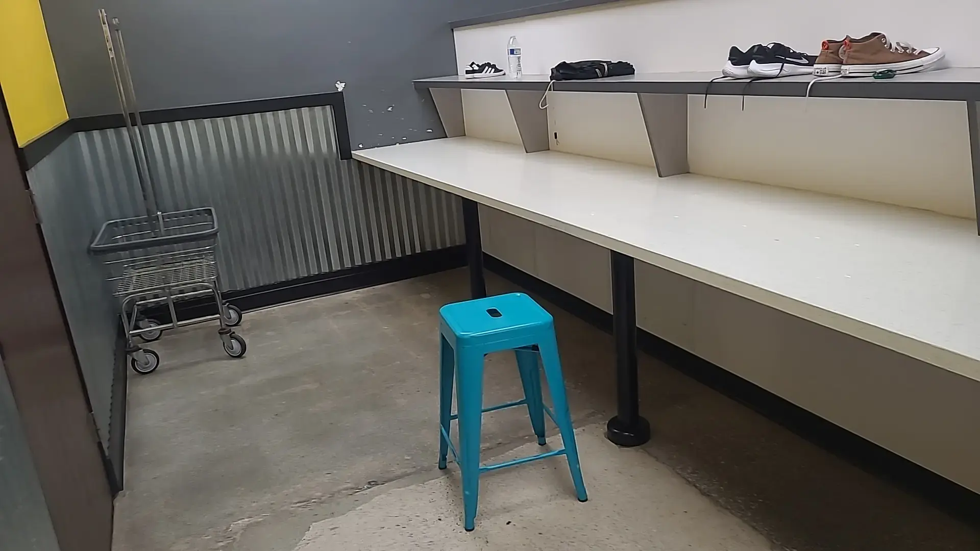 Lavanderia Laundromat thumbnail 18