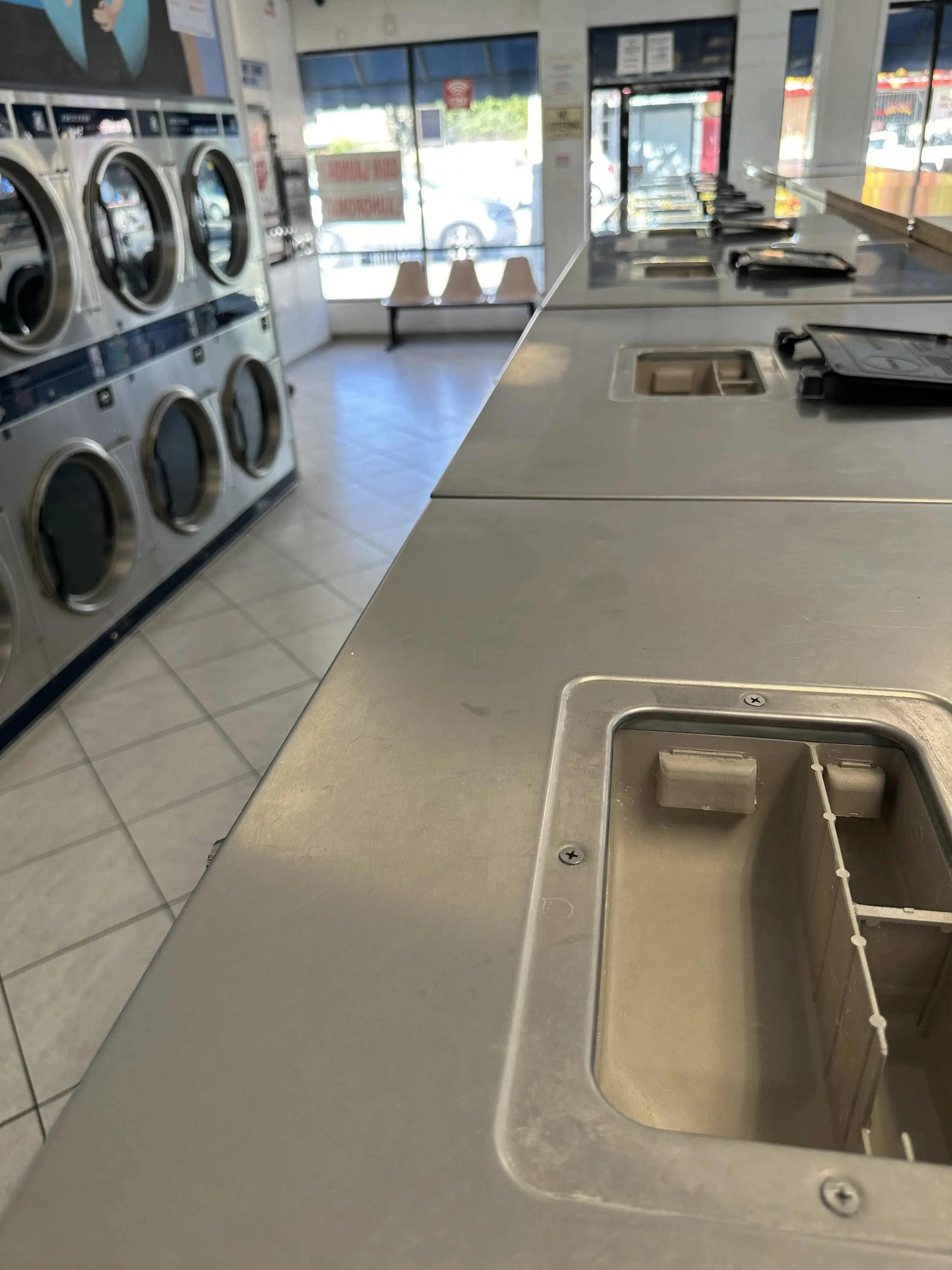 Lavanderia Pomona Laundry - Image 10