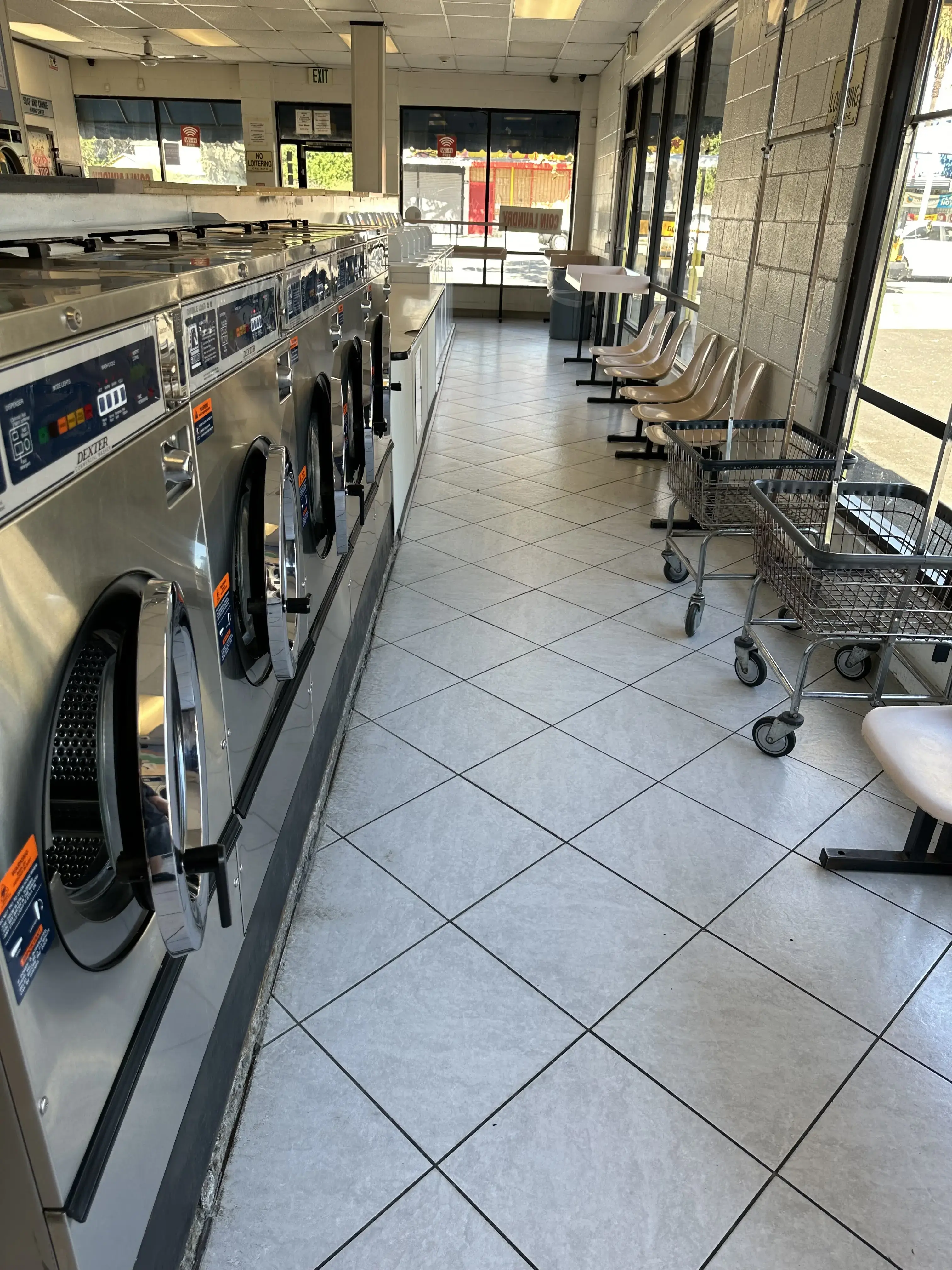 Lavanderia Pomona Laundry thumbnail 3
