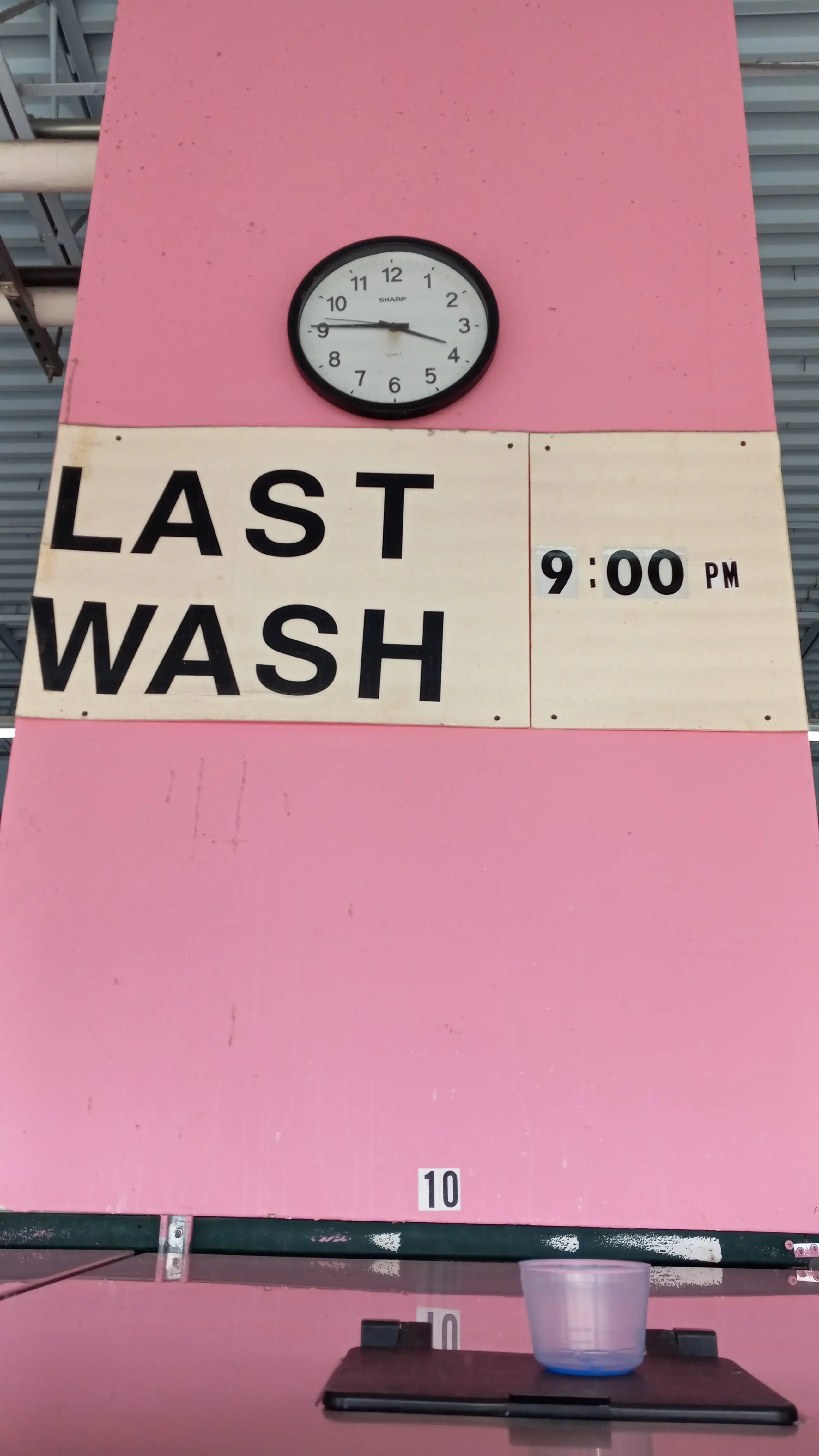 Lavanderia Select Coin Laundromat thumbnail 11
