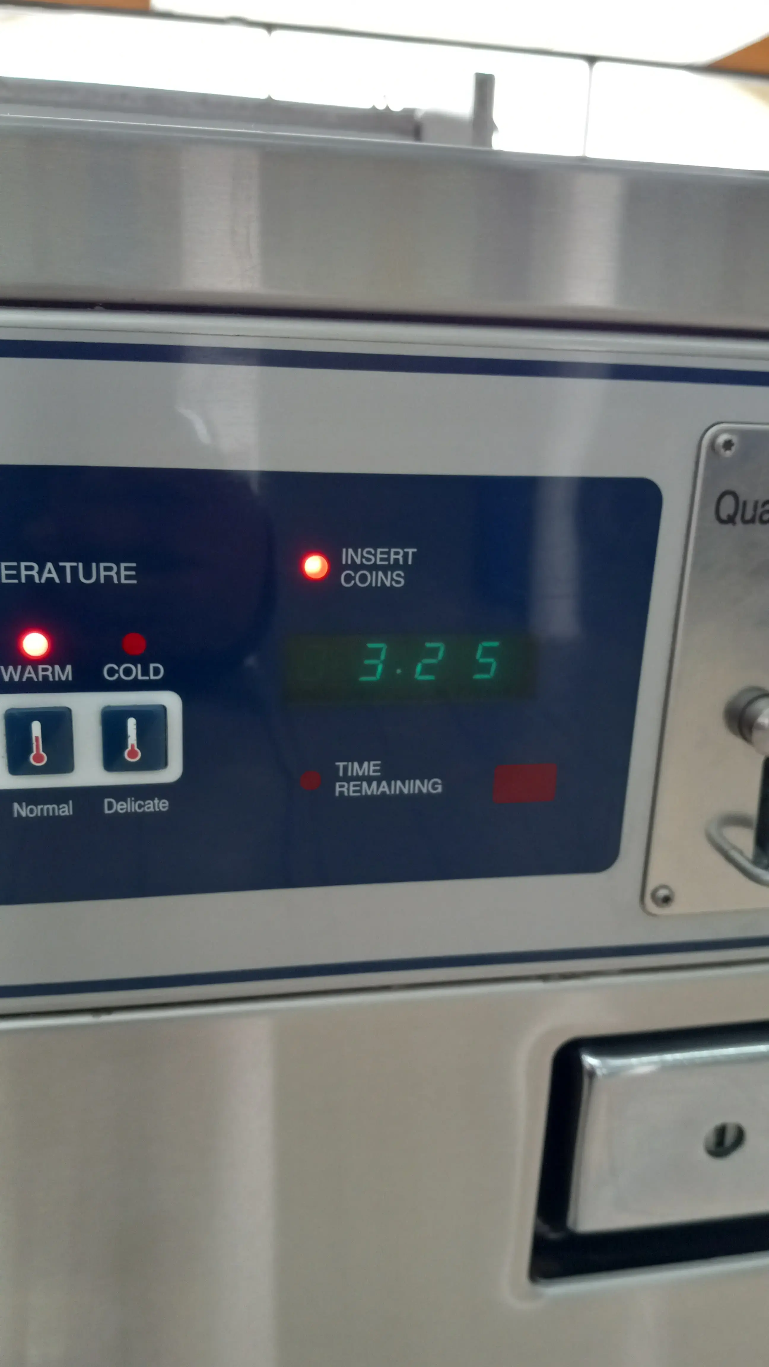 Lavanderia Select Coin Laundromat - Image 4