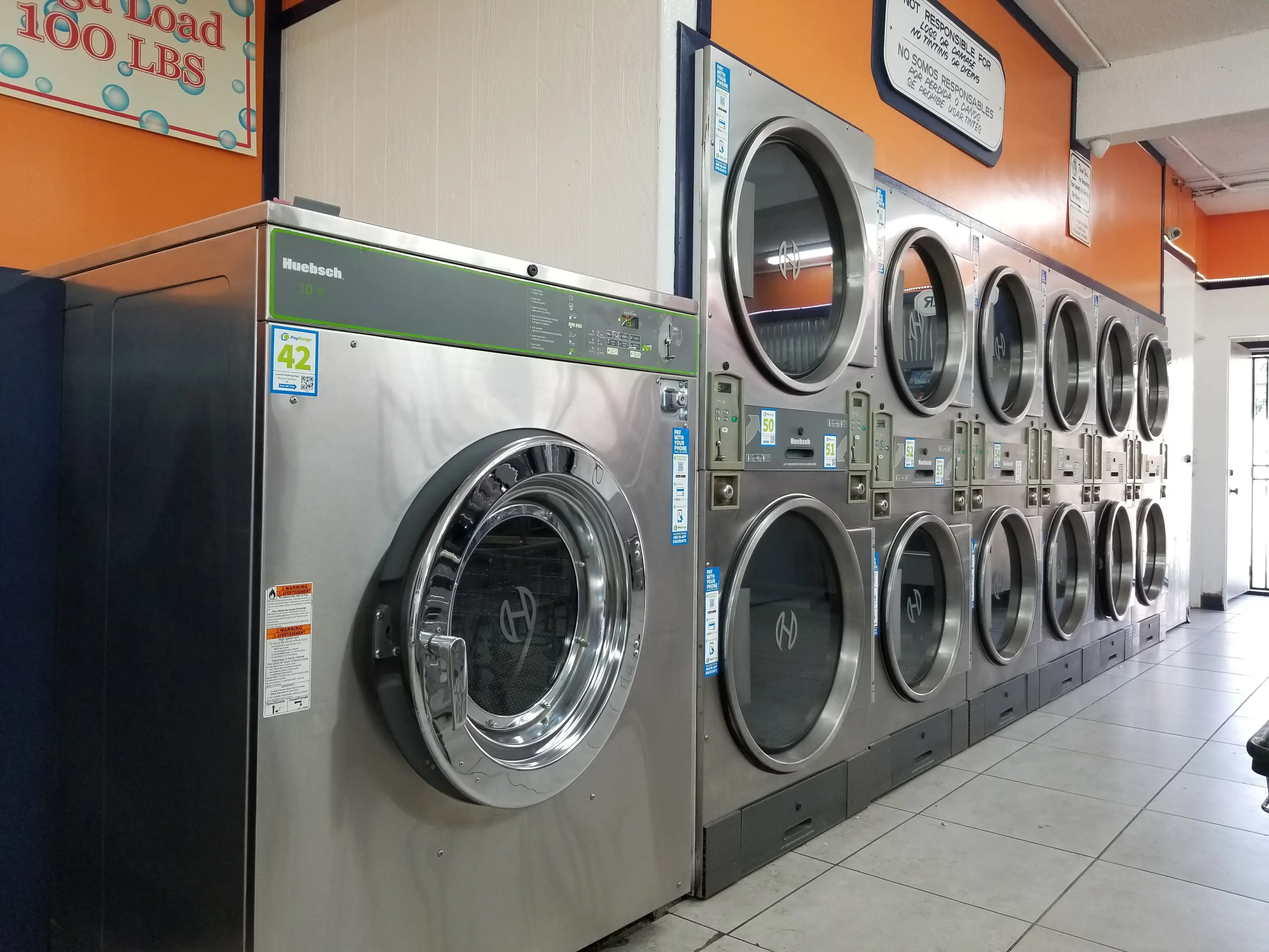 Lavenderia, Laundry, Lavamatica Cinco, Laundromat,Coin Laundry - Image 19