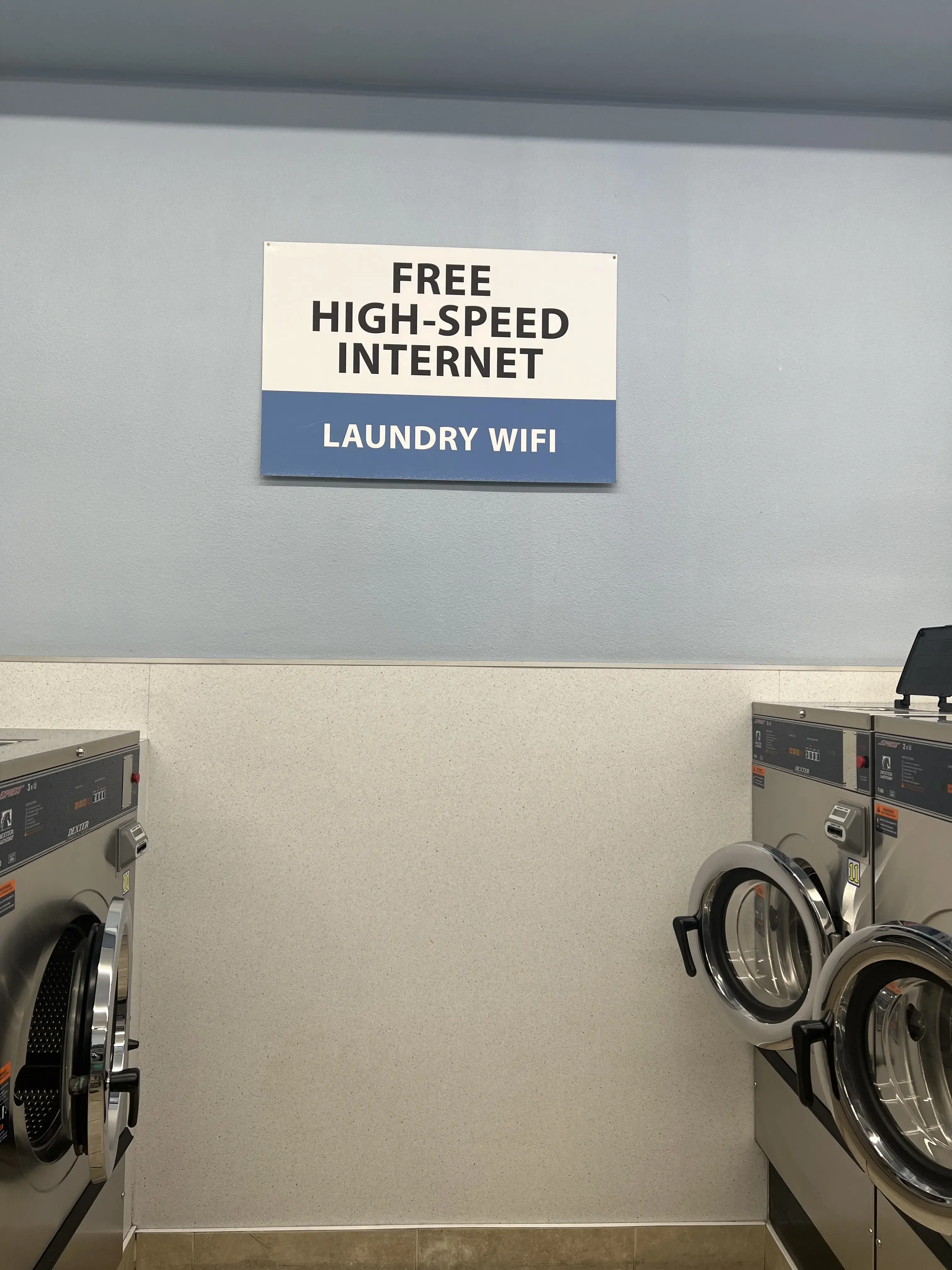 Lawndale Laundromat - Image 9