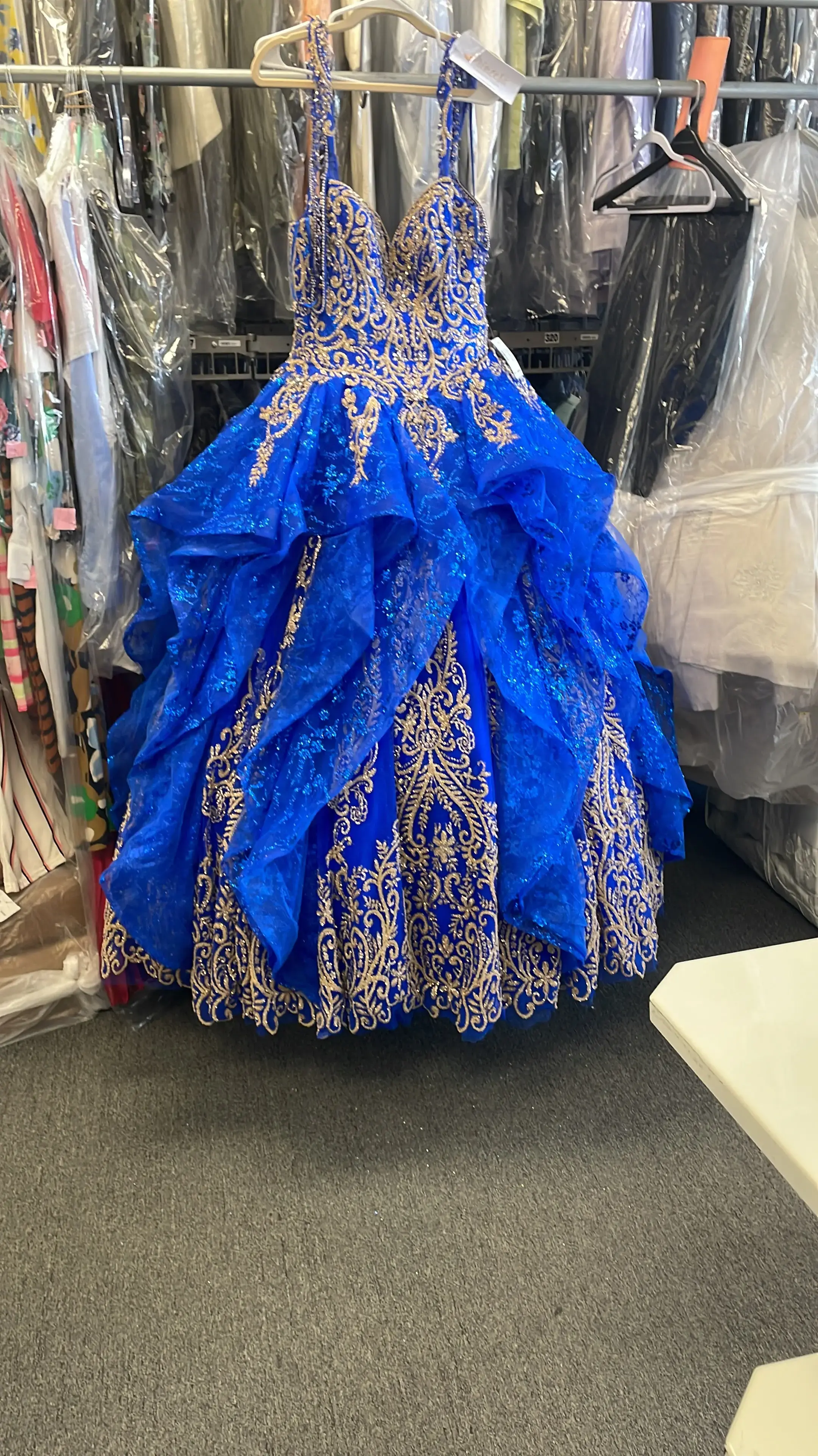 LAXA $3.99 Cleaners - Image 13