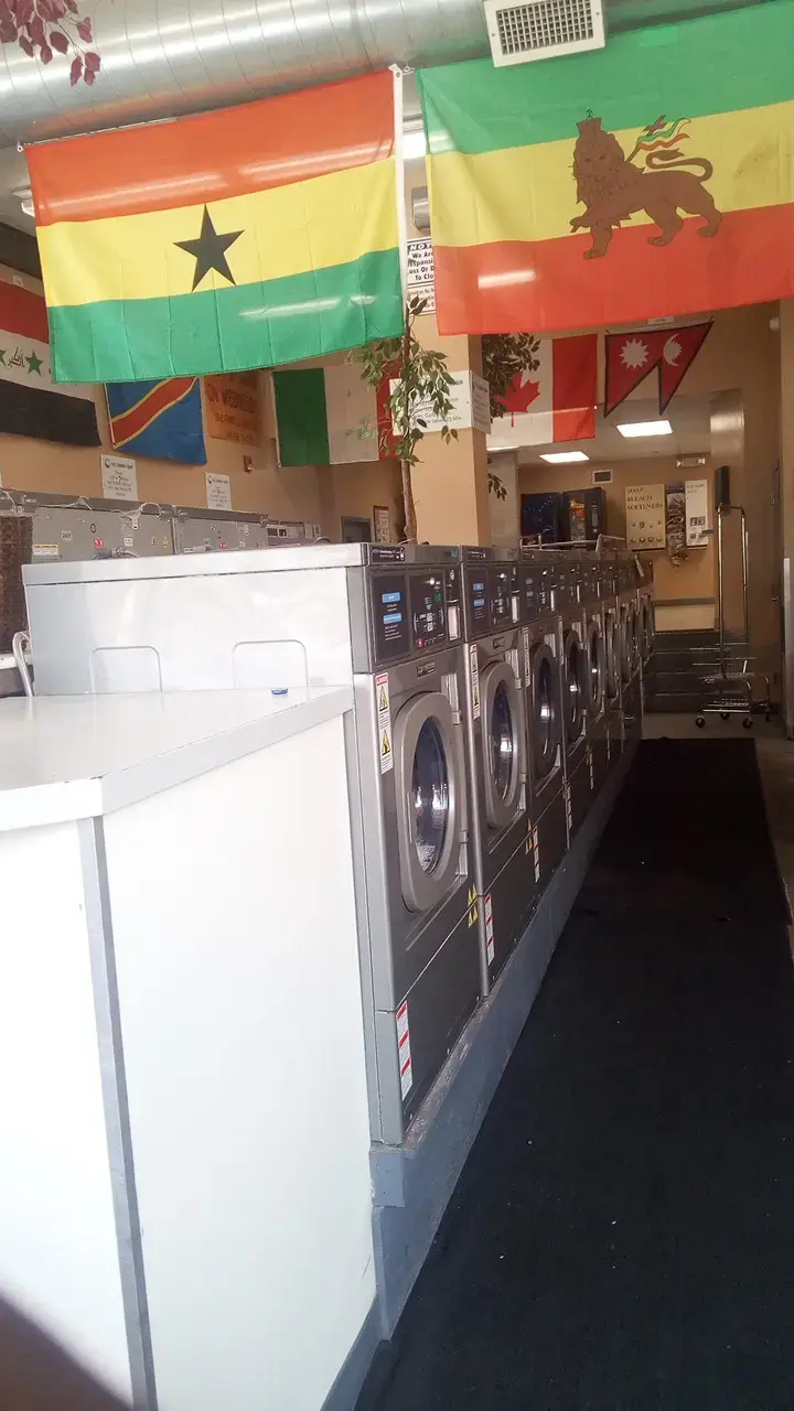 Lazybones Laundry and Storage thumbnail 17