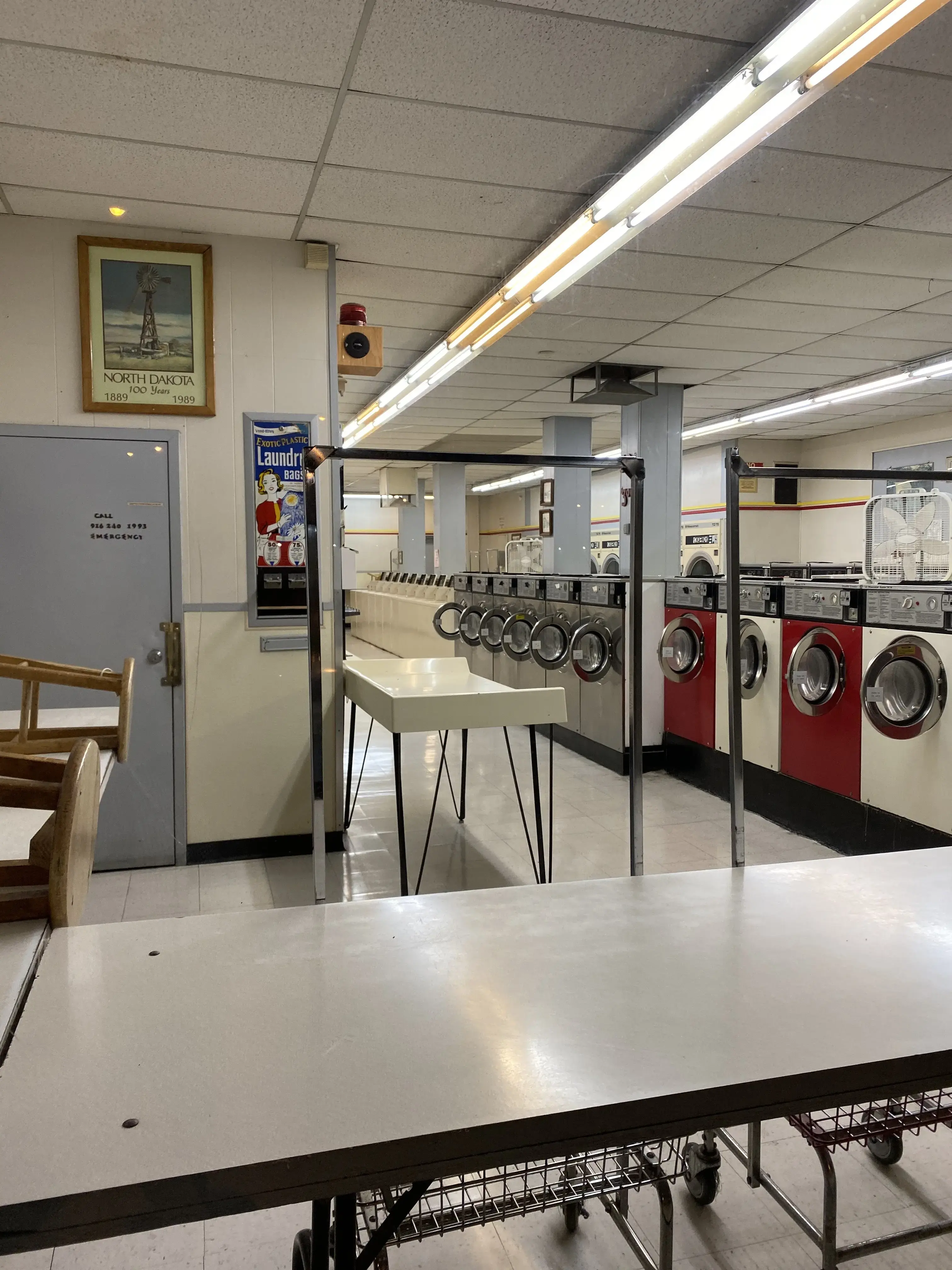 Leaf Laundry West Sacramento thumbnail 14