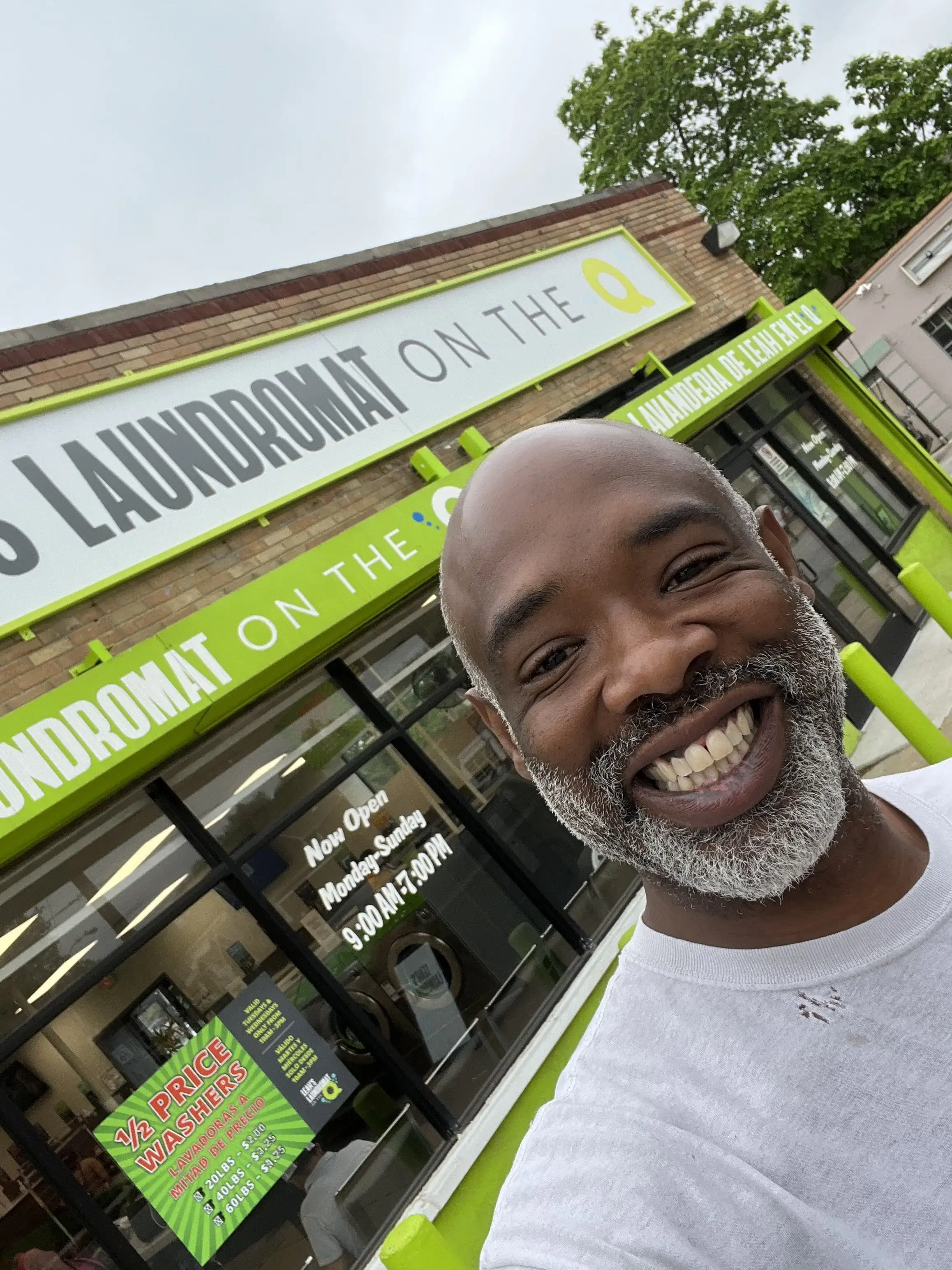 Leah's Laundromat on the Q thumbnail 20