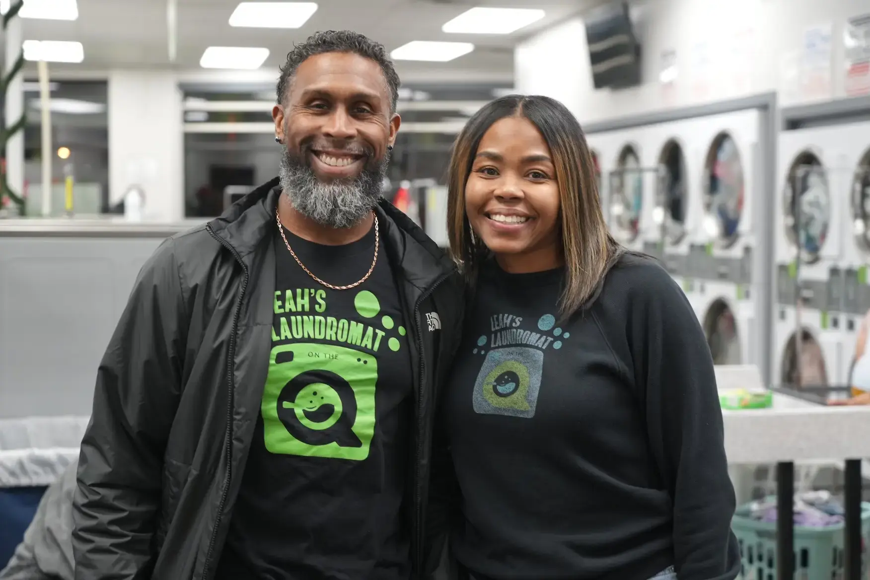 Leah's Laundromat on the Q thumbnail 16