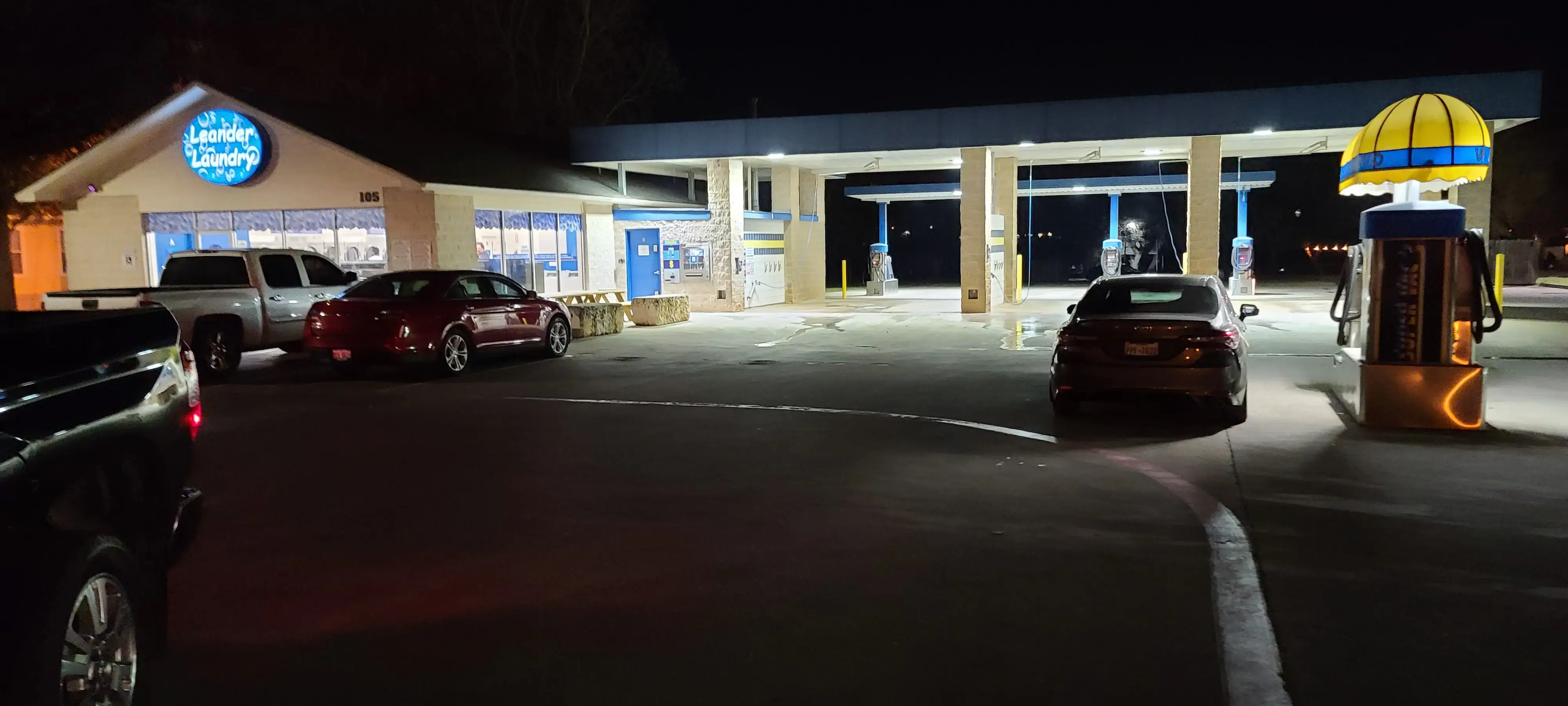 Leander Laundry & Car Wash thumbnail 8