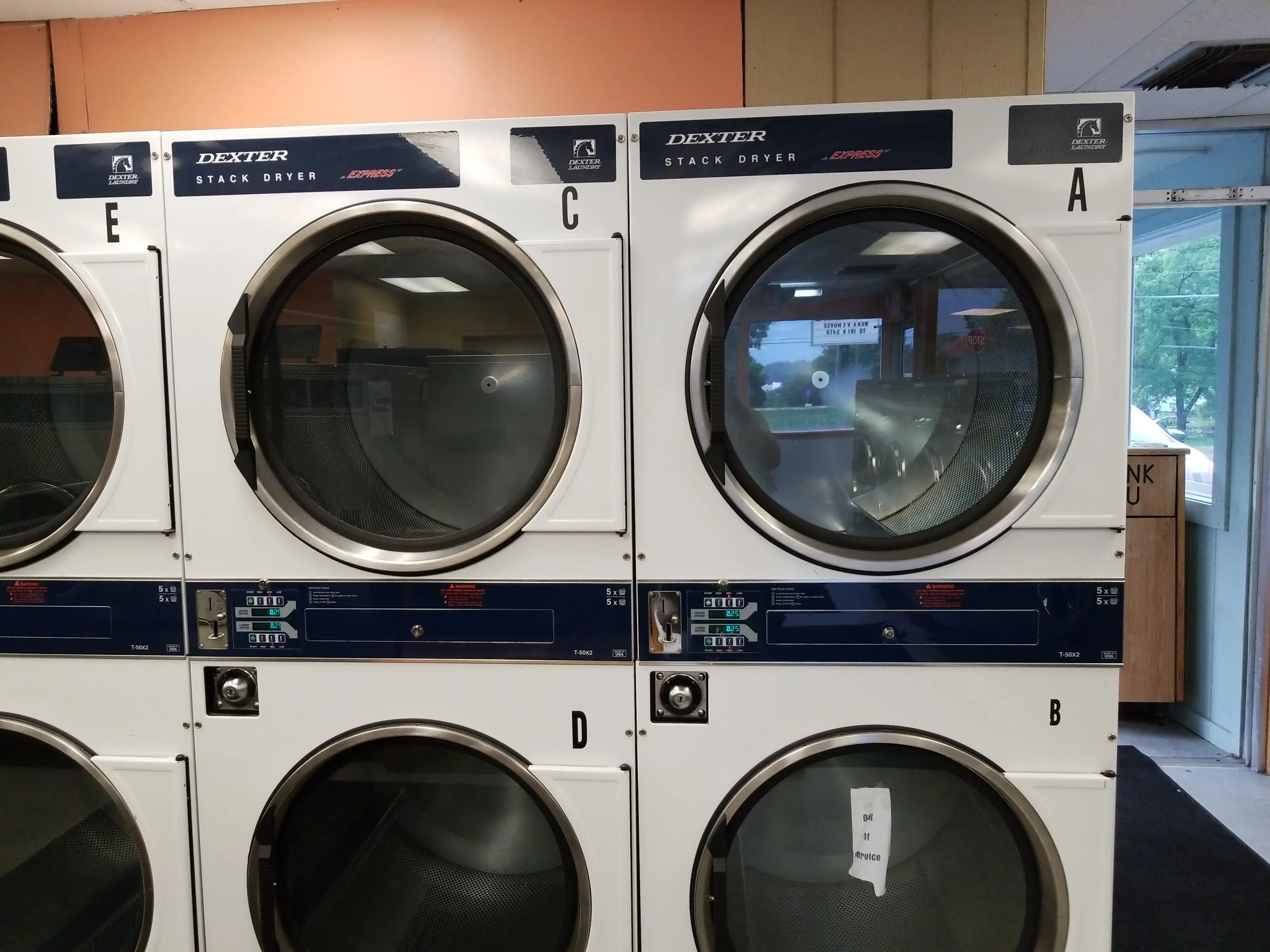 Leavenworth 4th Street Laundromat thumbnail 17