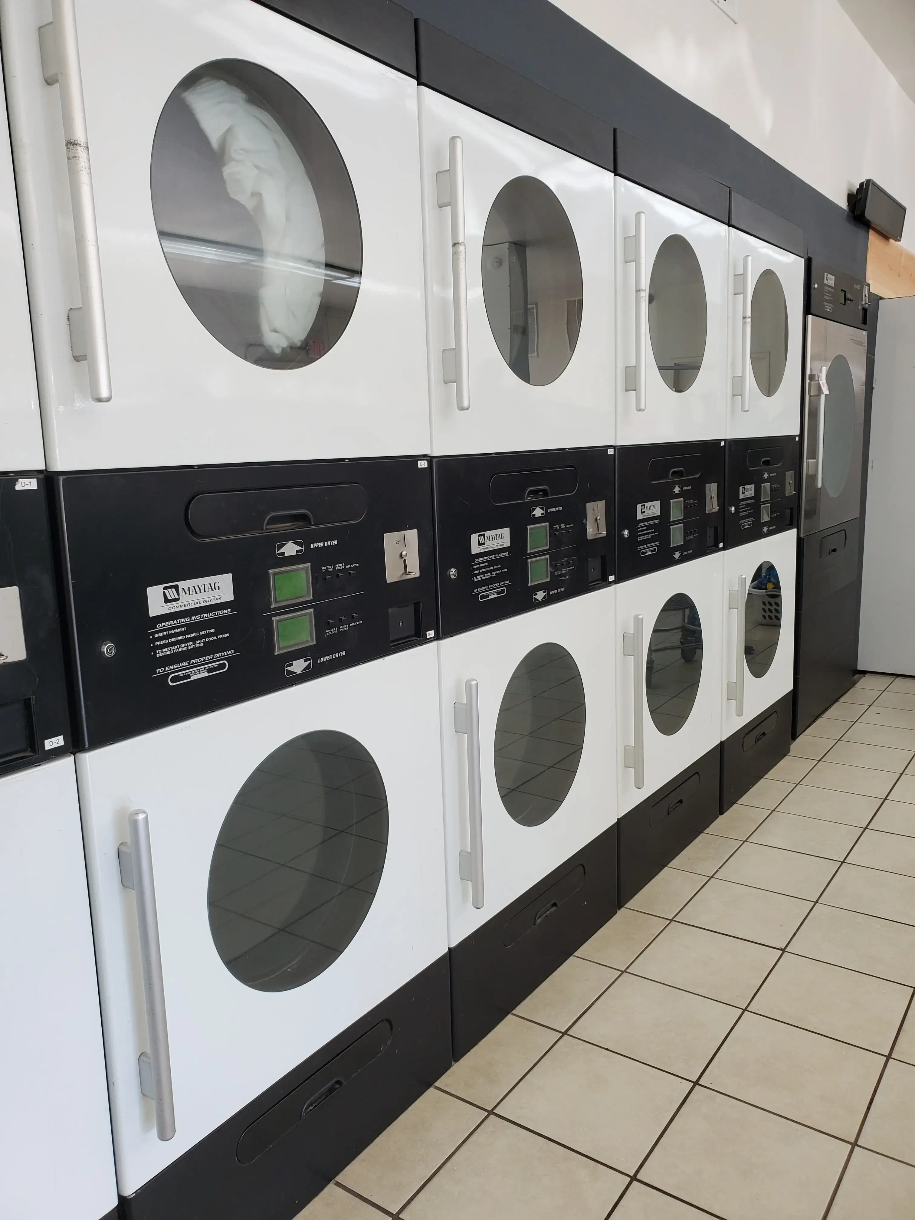 Lee's Laundry thumbnail 7