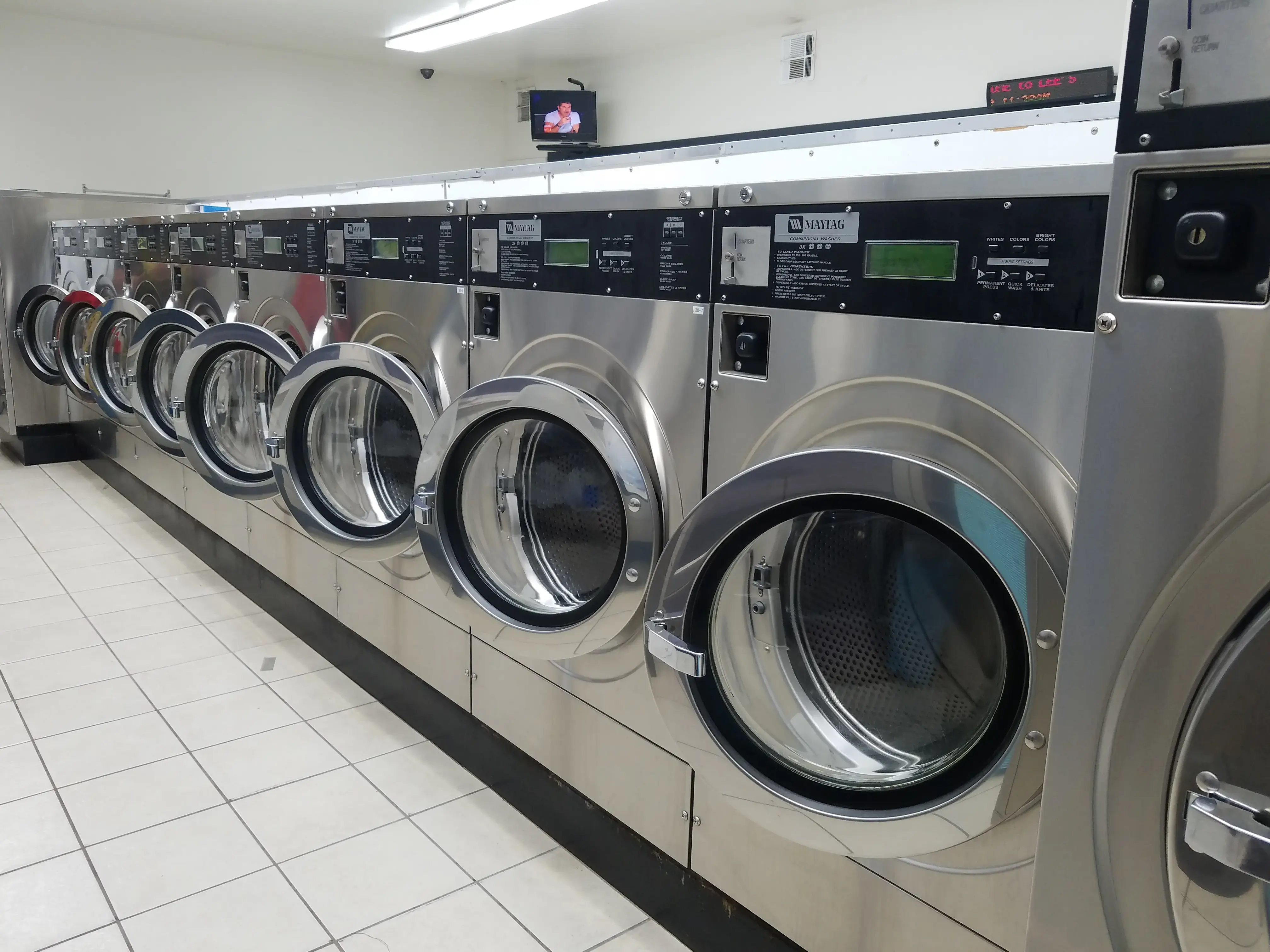 Lee's Laundry thumbnail 13