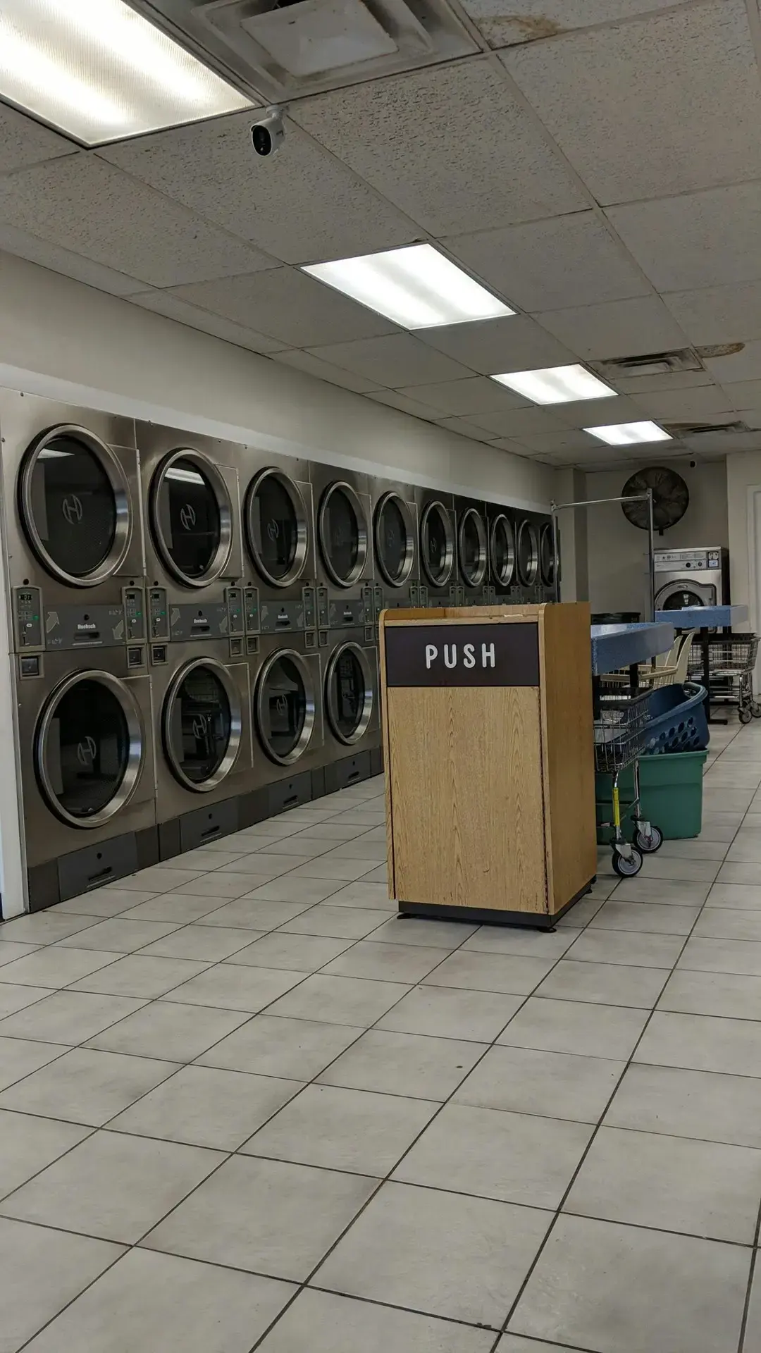 Leesburg Coin Laundry Inc - Image 5