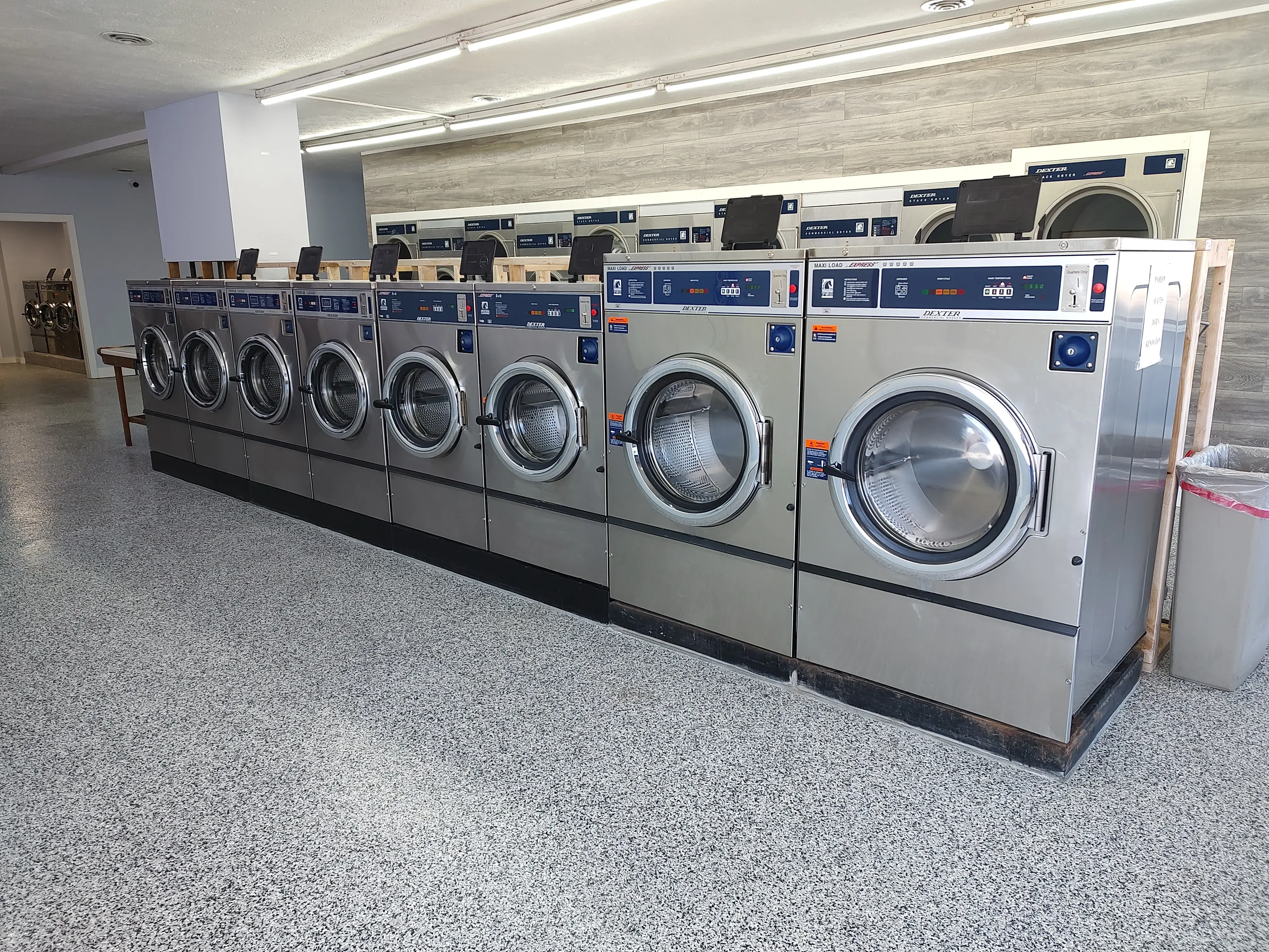 Leetonia Laundry Room thumbnail 9