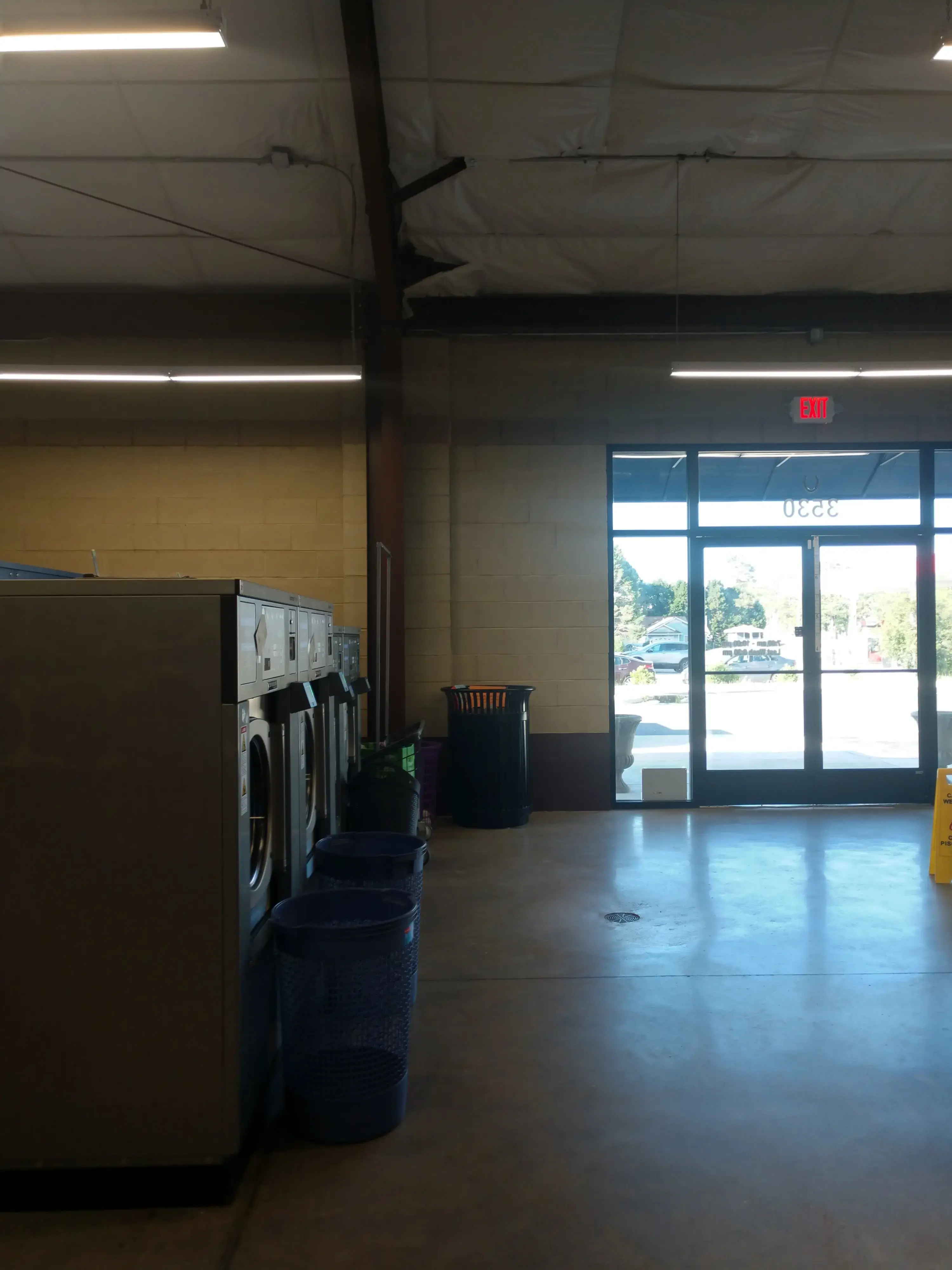 Legion Express Laundromat thumbnail 18