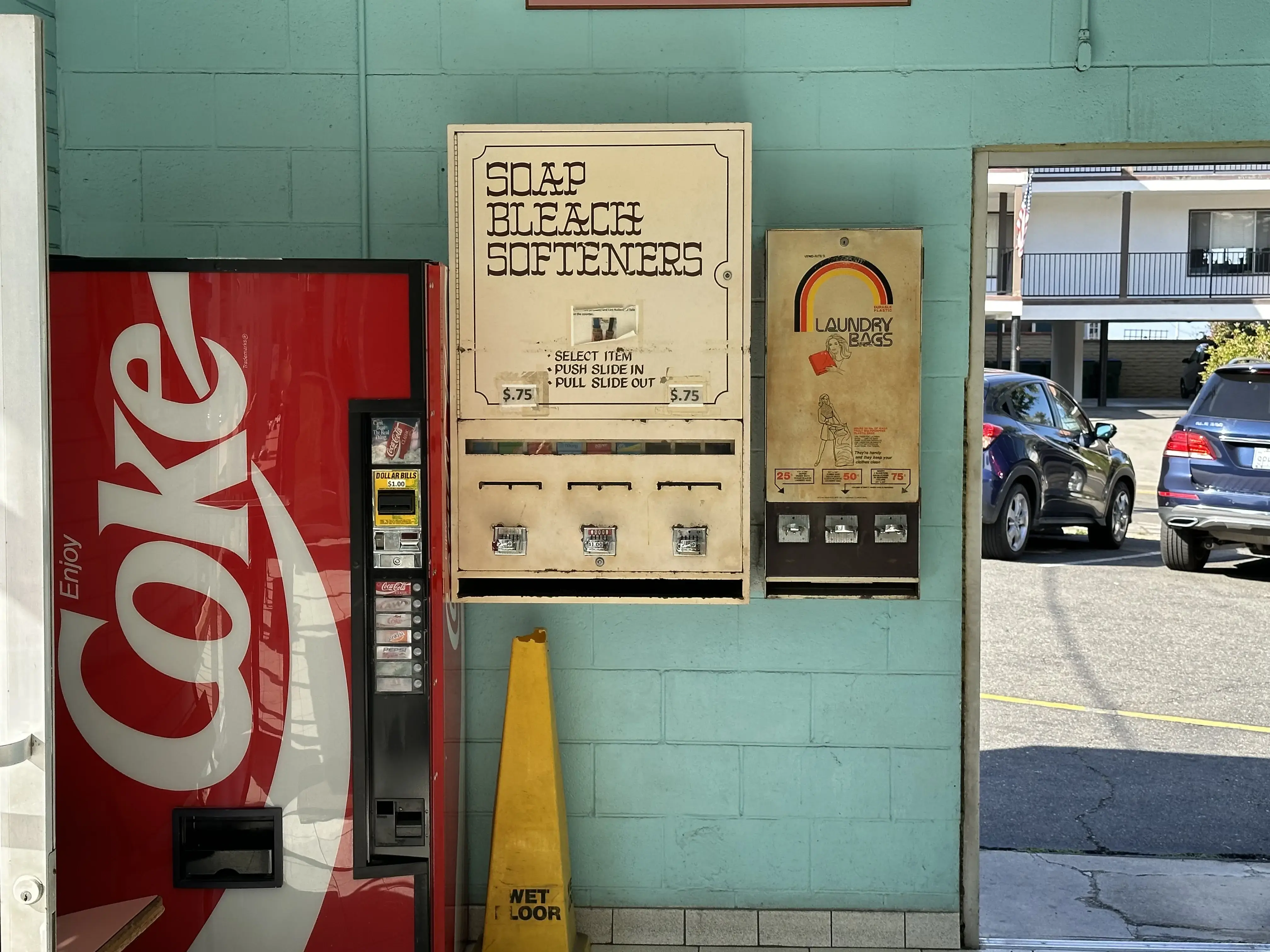 Legion Laundromat and Dry Cleaning - Image 4