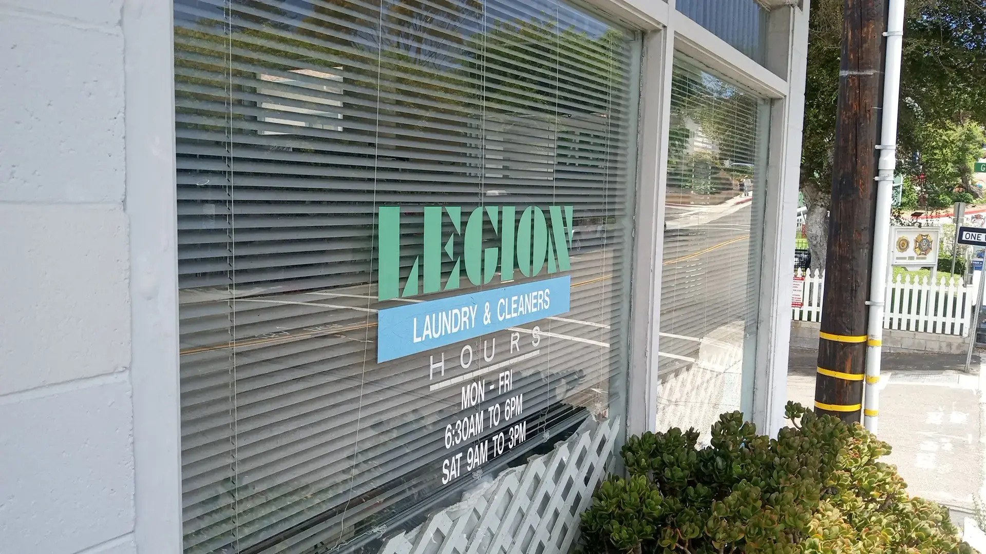 Legion Laundromat and Dry Cleaning - Image 6