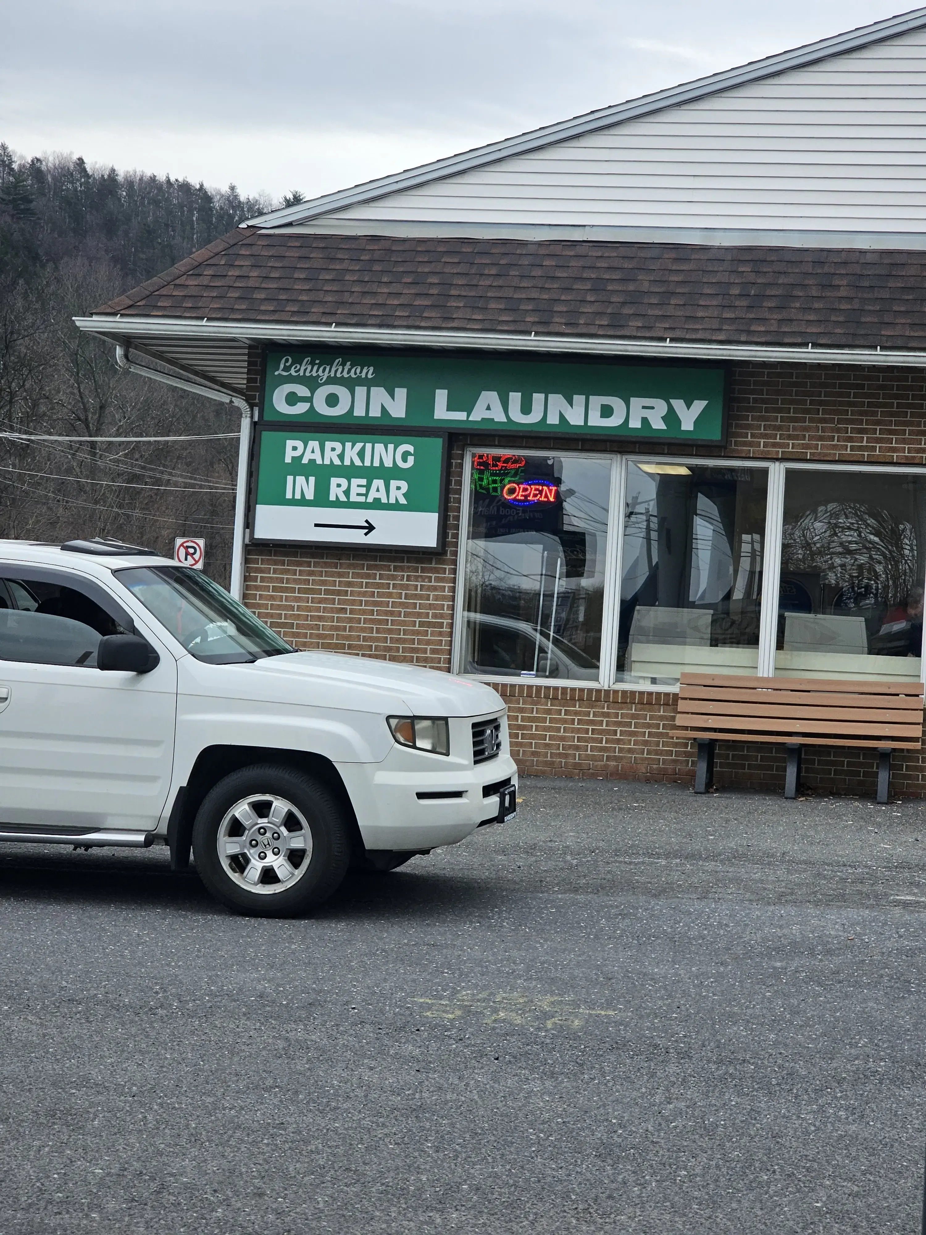 Lehighton Coin Laundry & Dry - Image 6