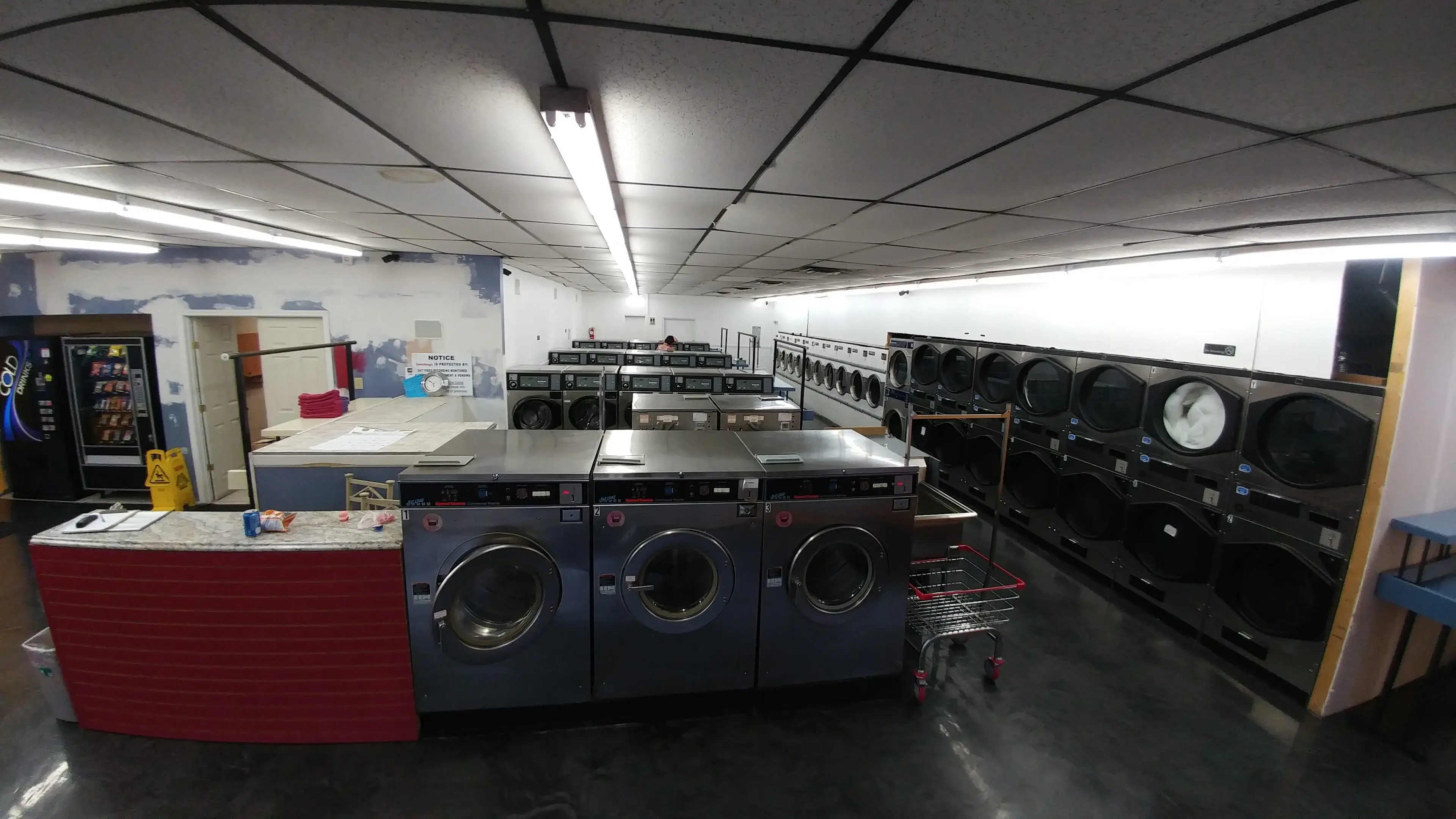 Leisure Laundry & Tanning - Image 11