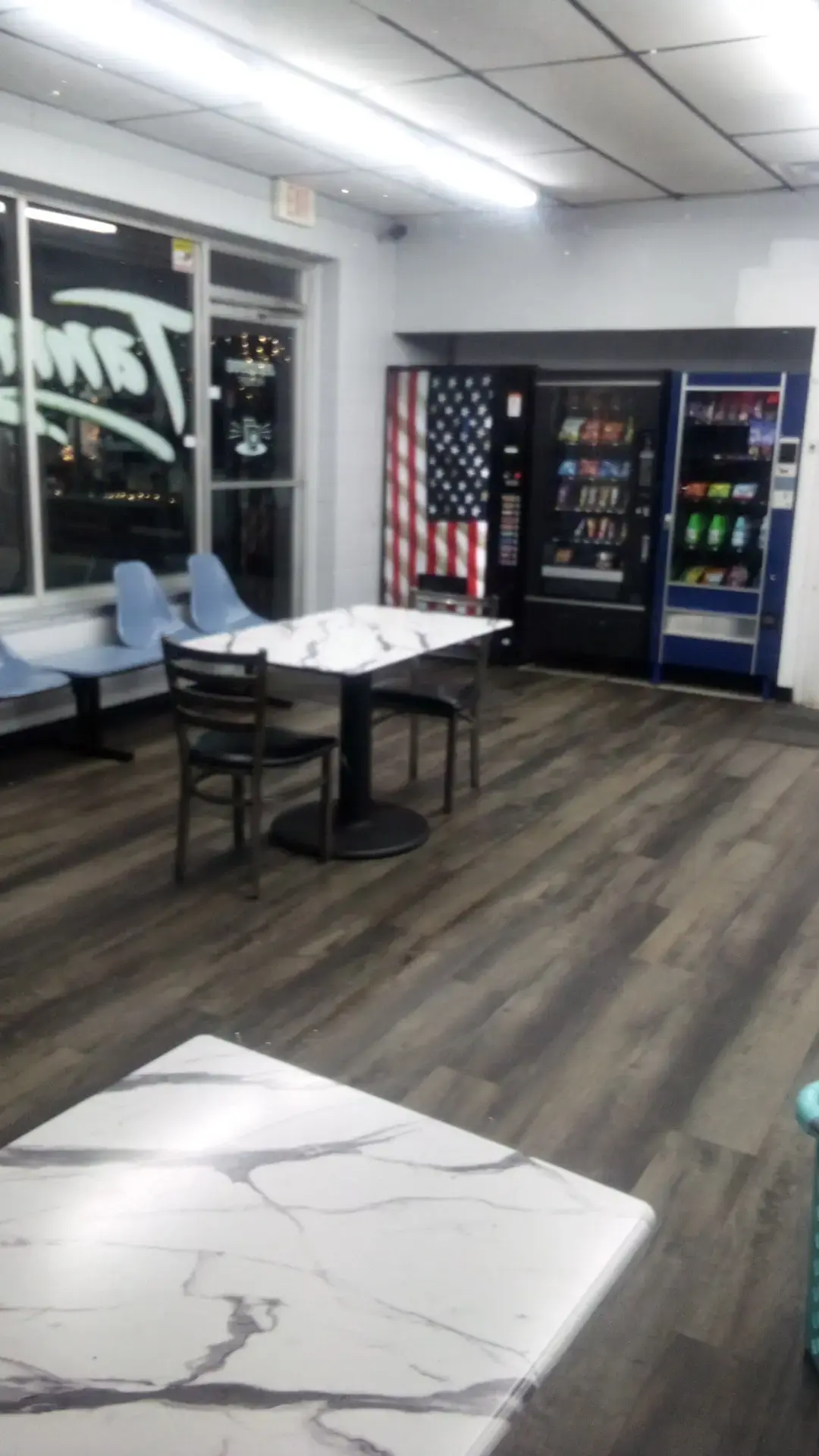 Leisure Laundry & Tanning - Image 7