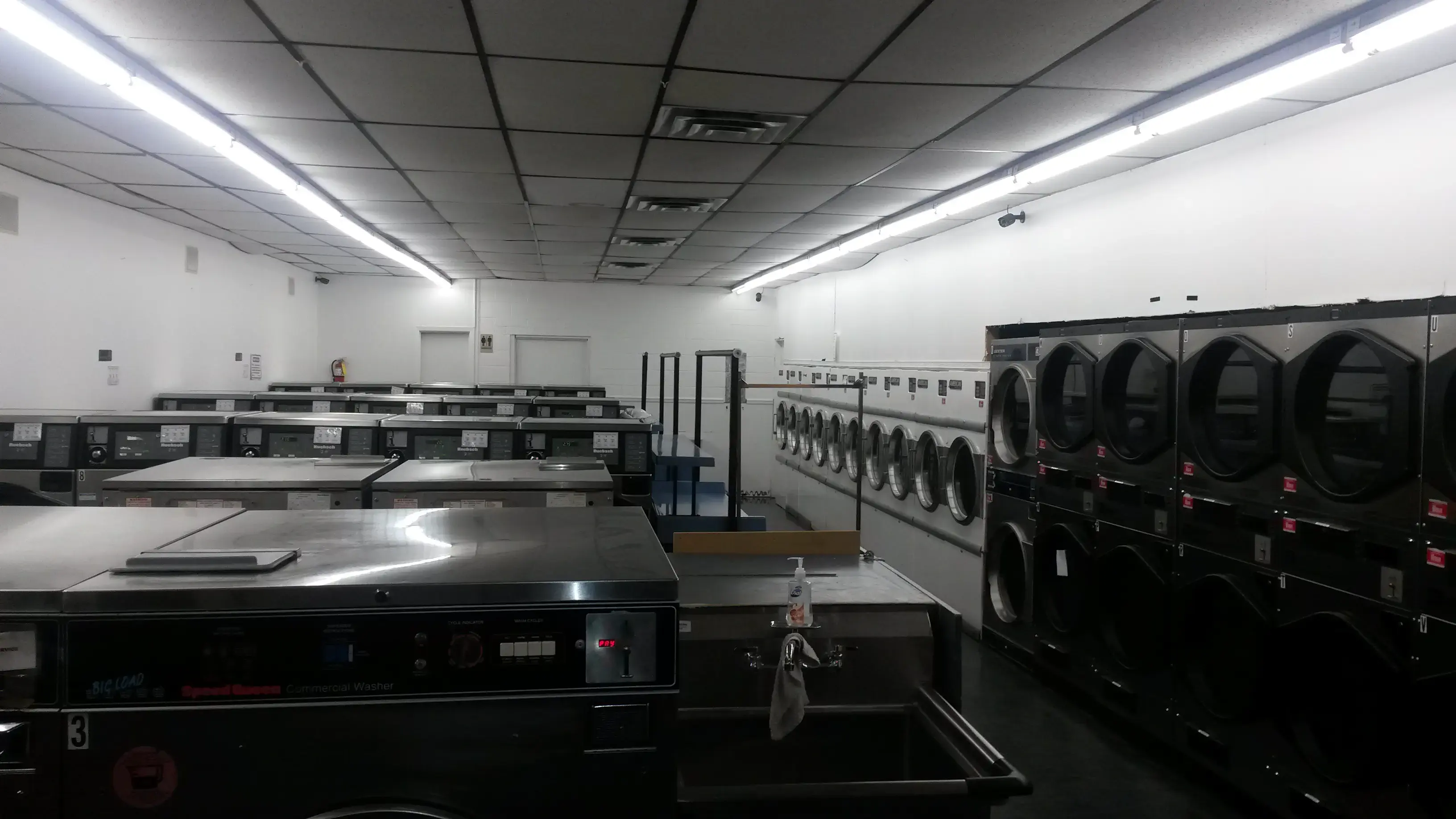 Leisure Laundry & Tanning thumbnail 5